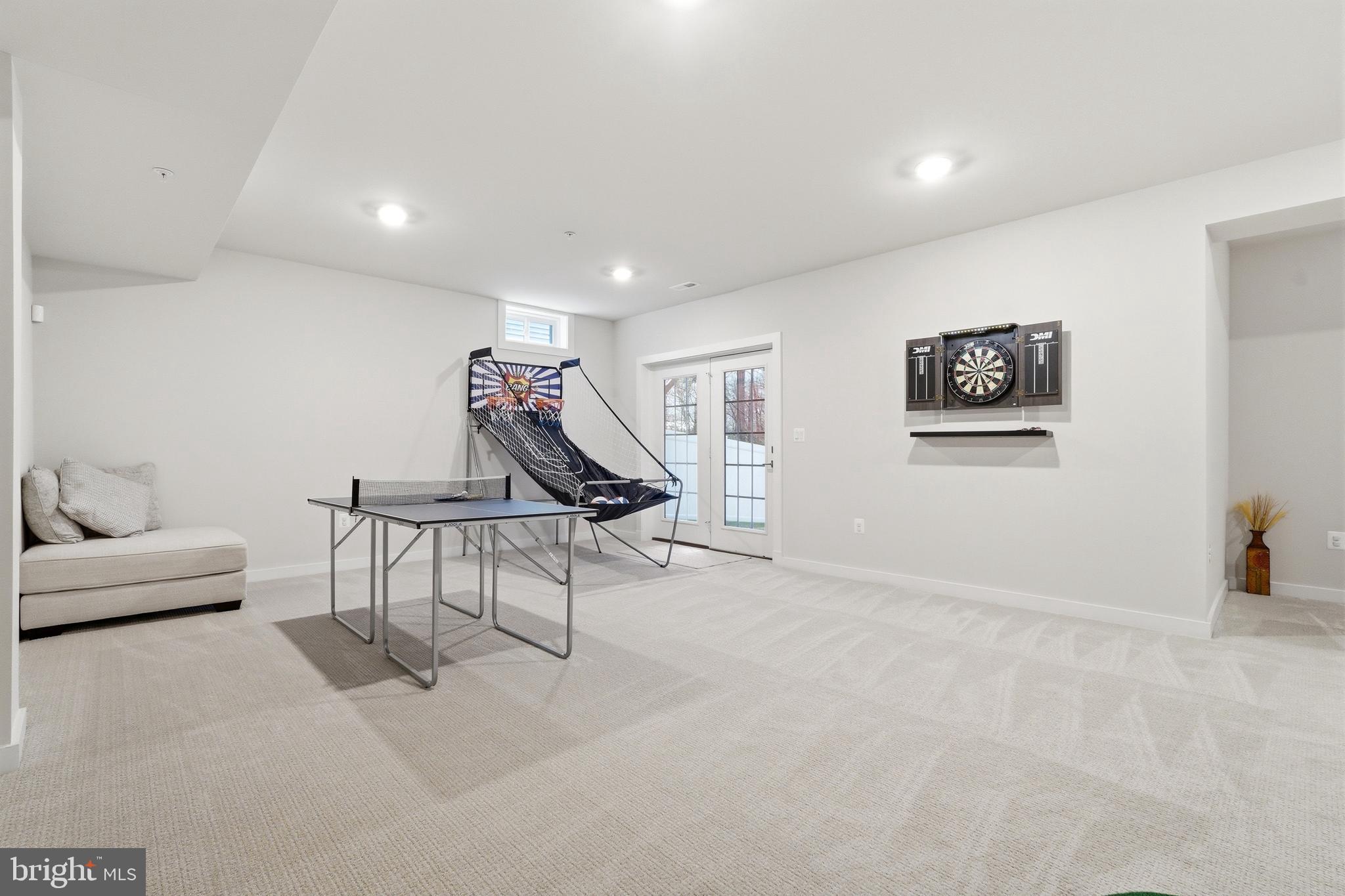 FAIRWAY ESTATES - Residential