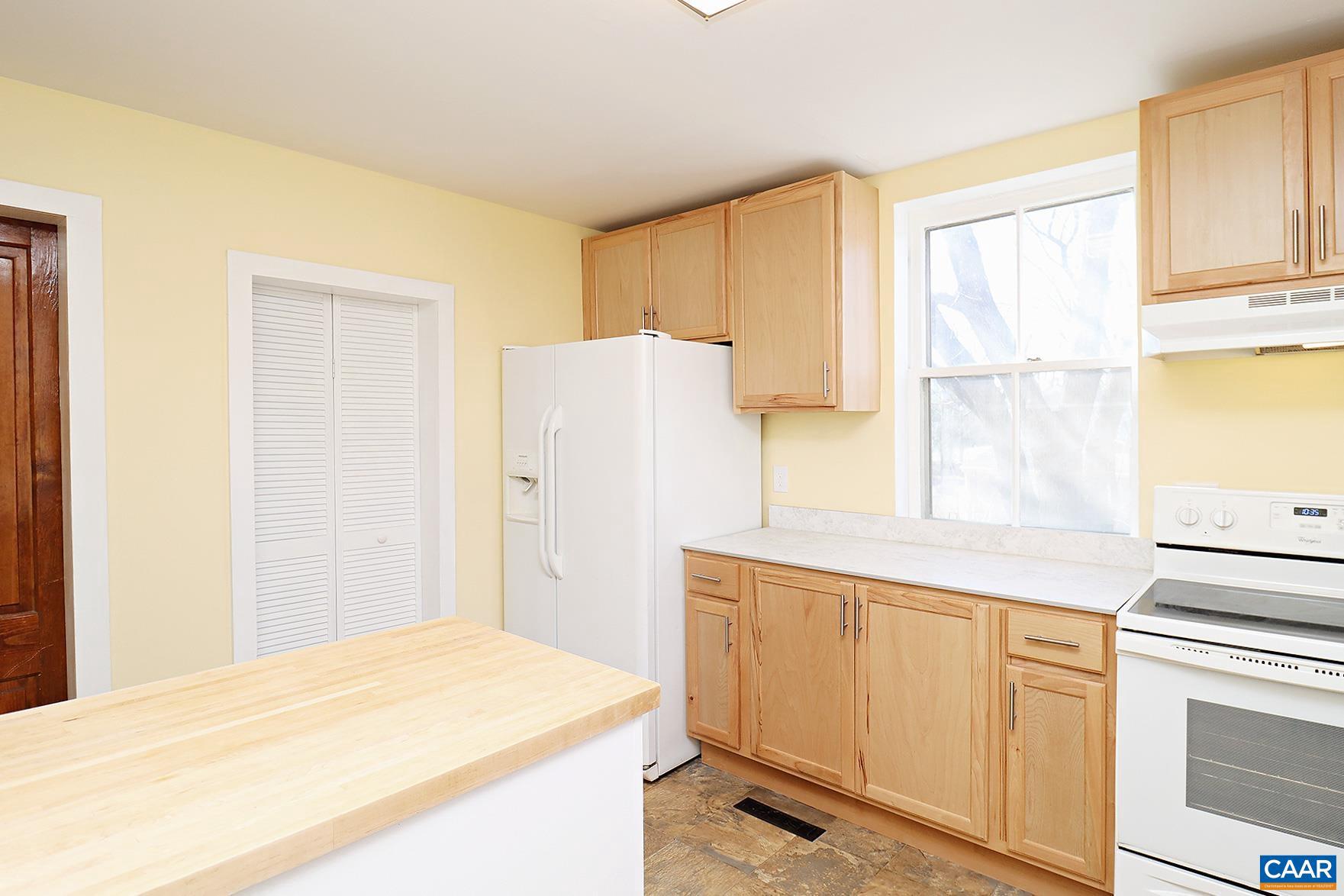 UNKNOWN - Residential Lease