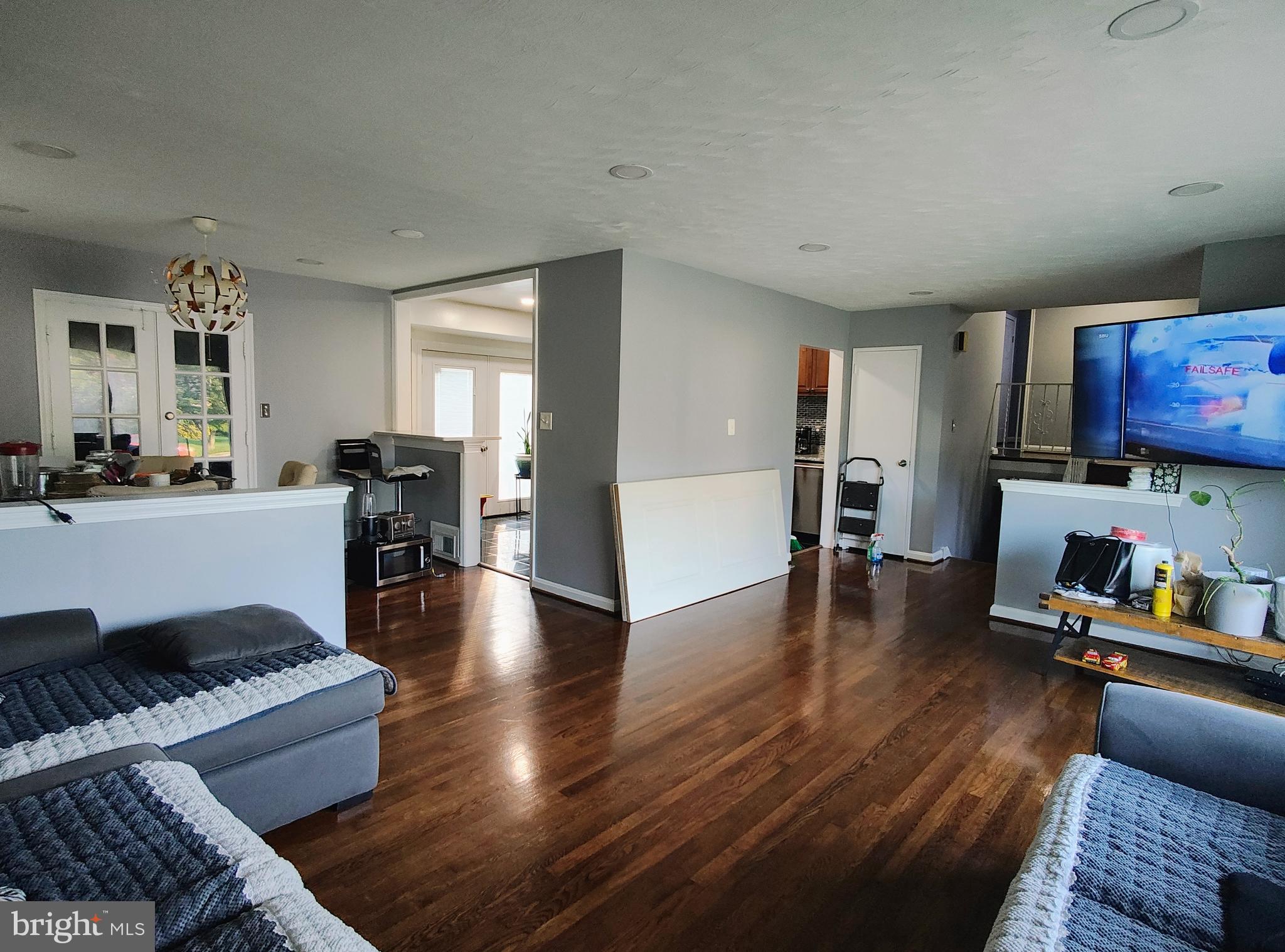 COLLEGE HEIGHTS TERRACE - Residential