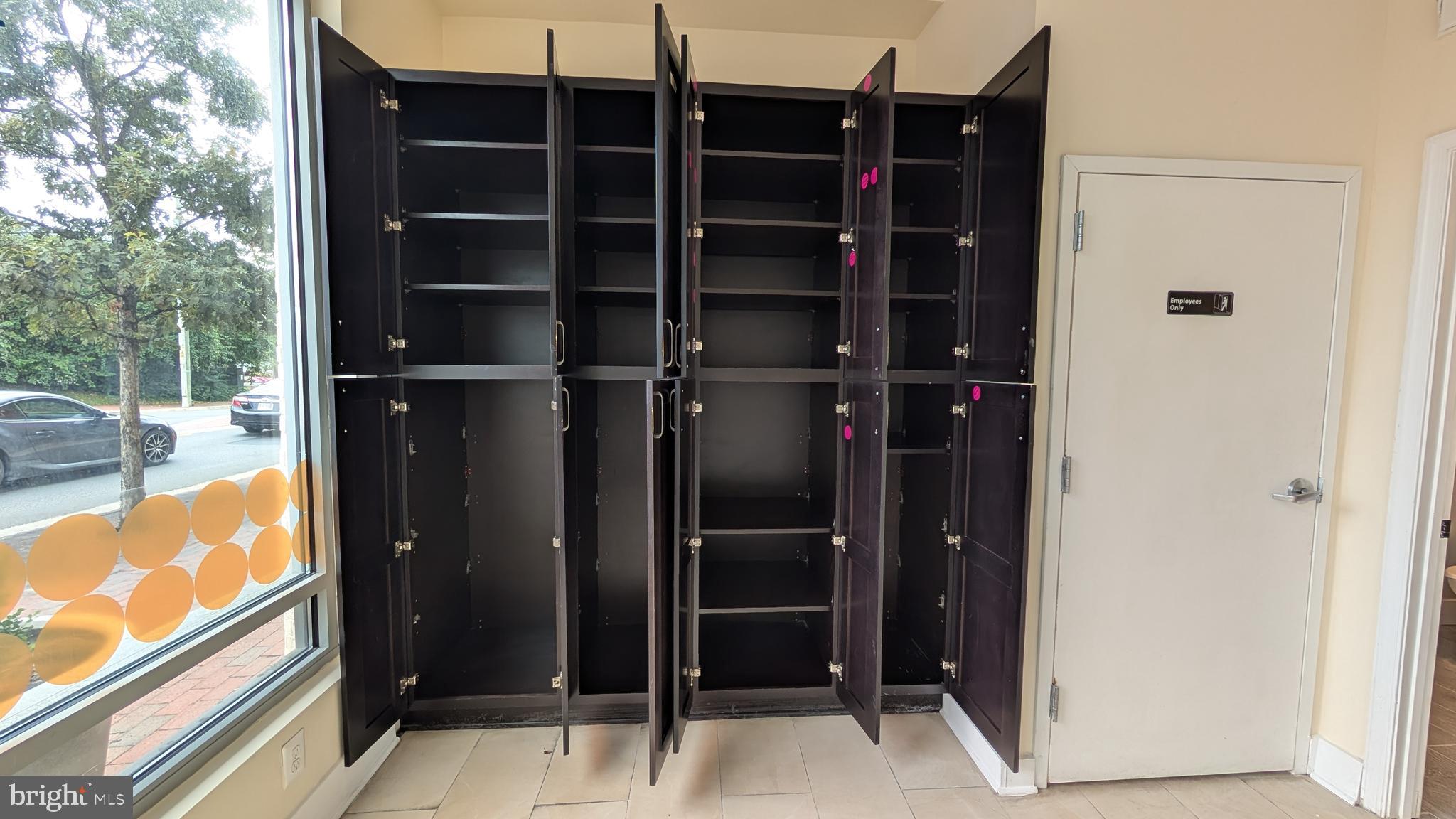 JUNCTION SQUARE - Commercial Sale