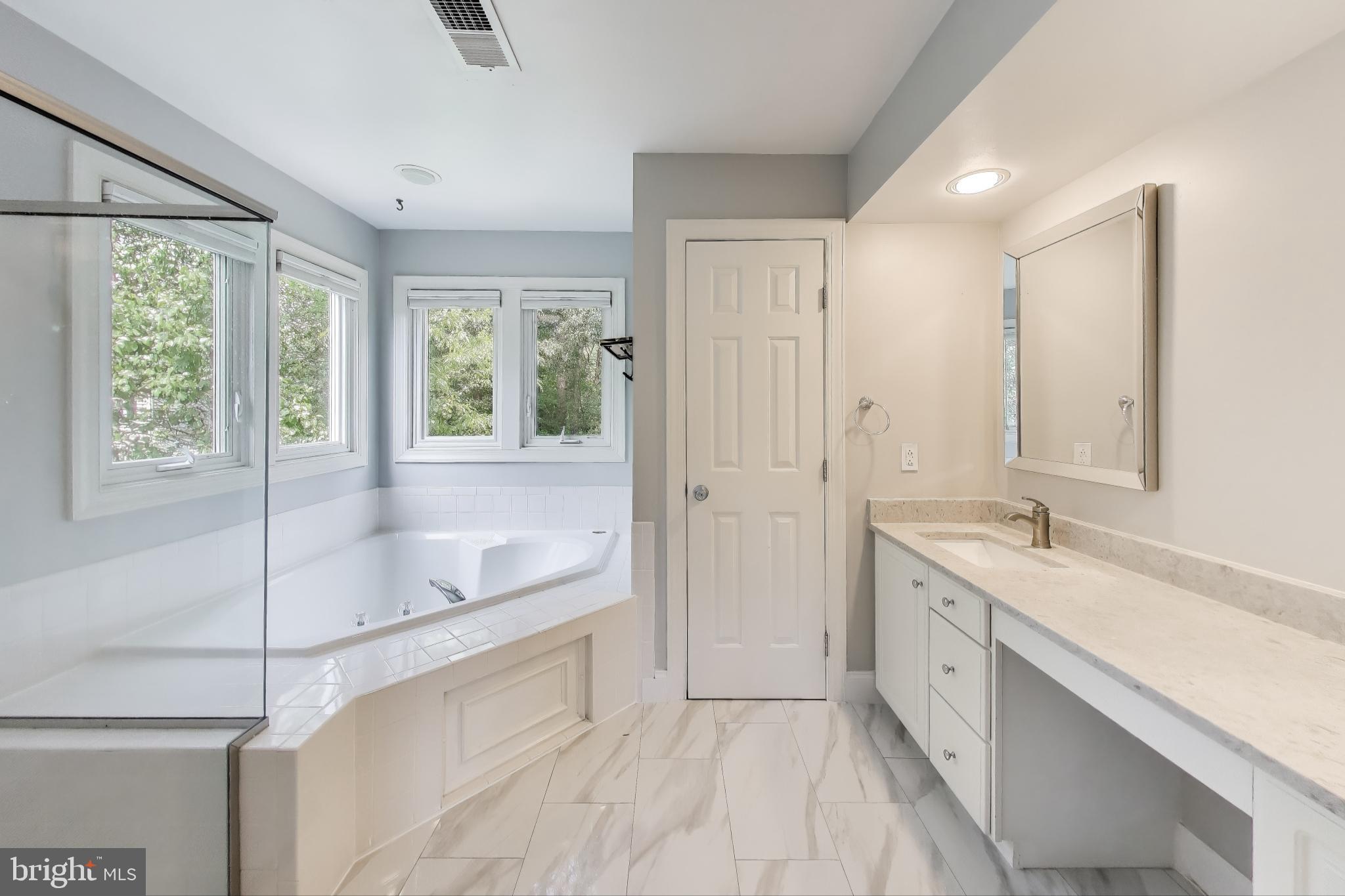 BRITTINGHAM - Residential Lease