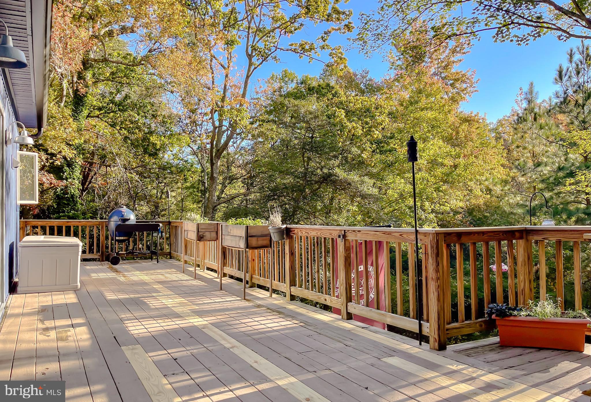 COVE LAKE - Residential