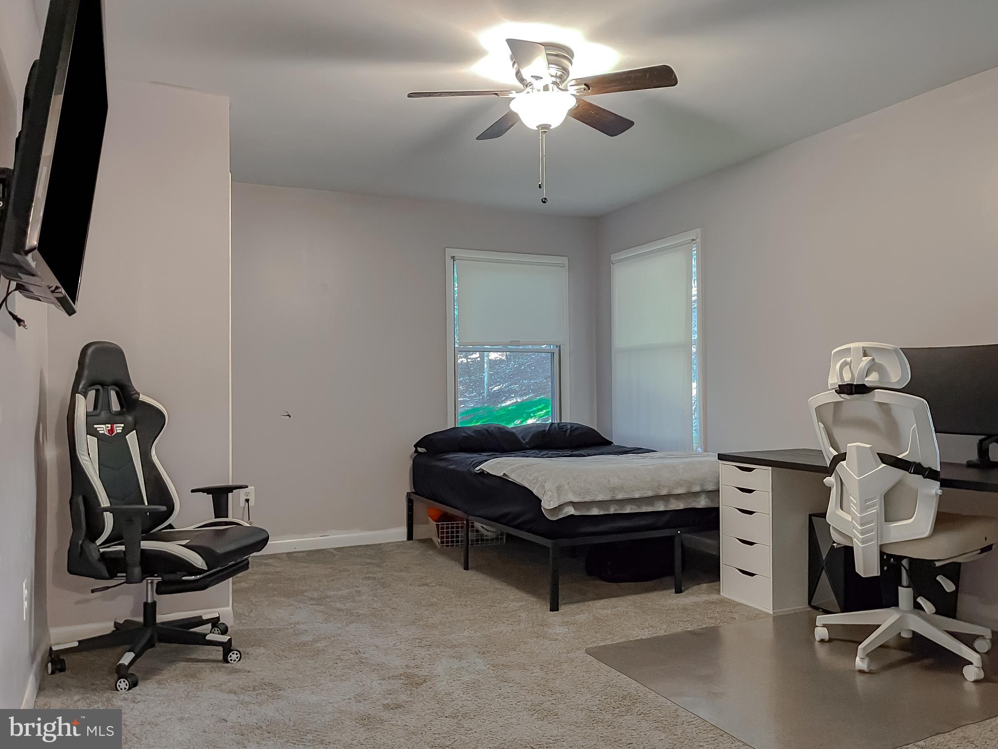 COVE LAKE - Residential