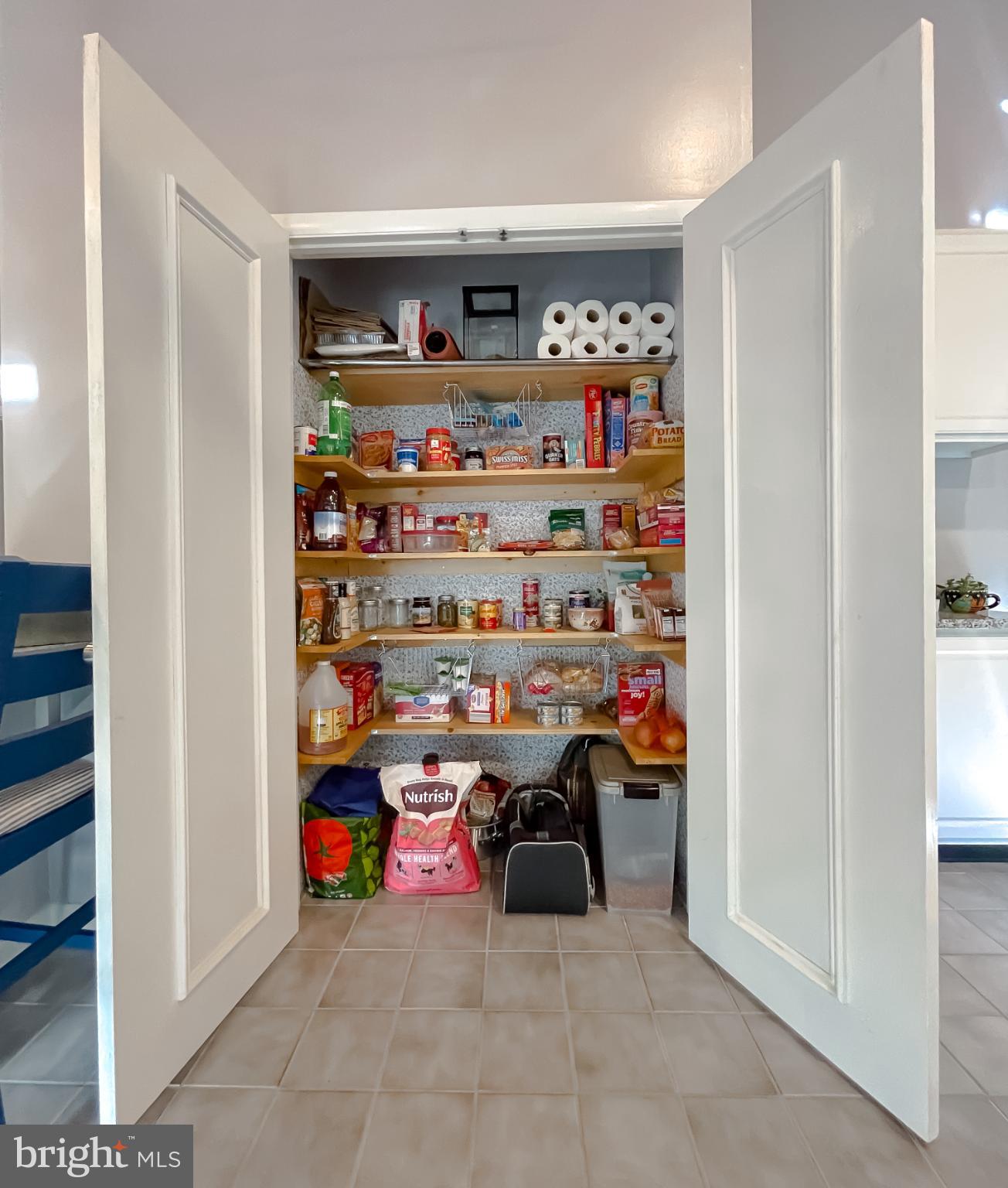 COVE LAKE - Residential