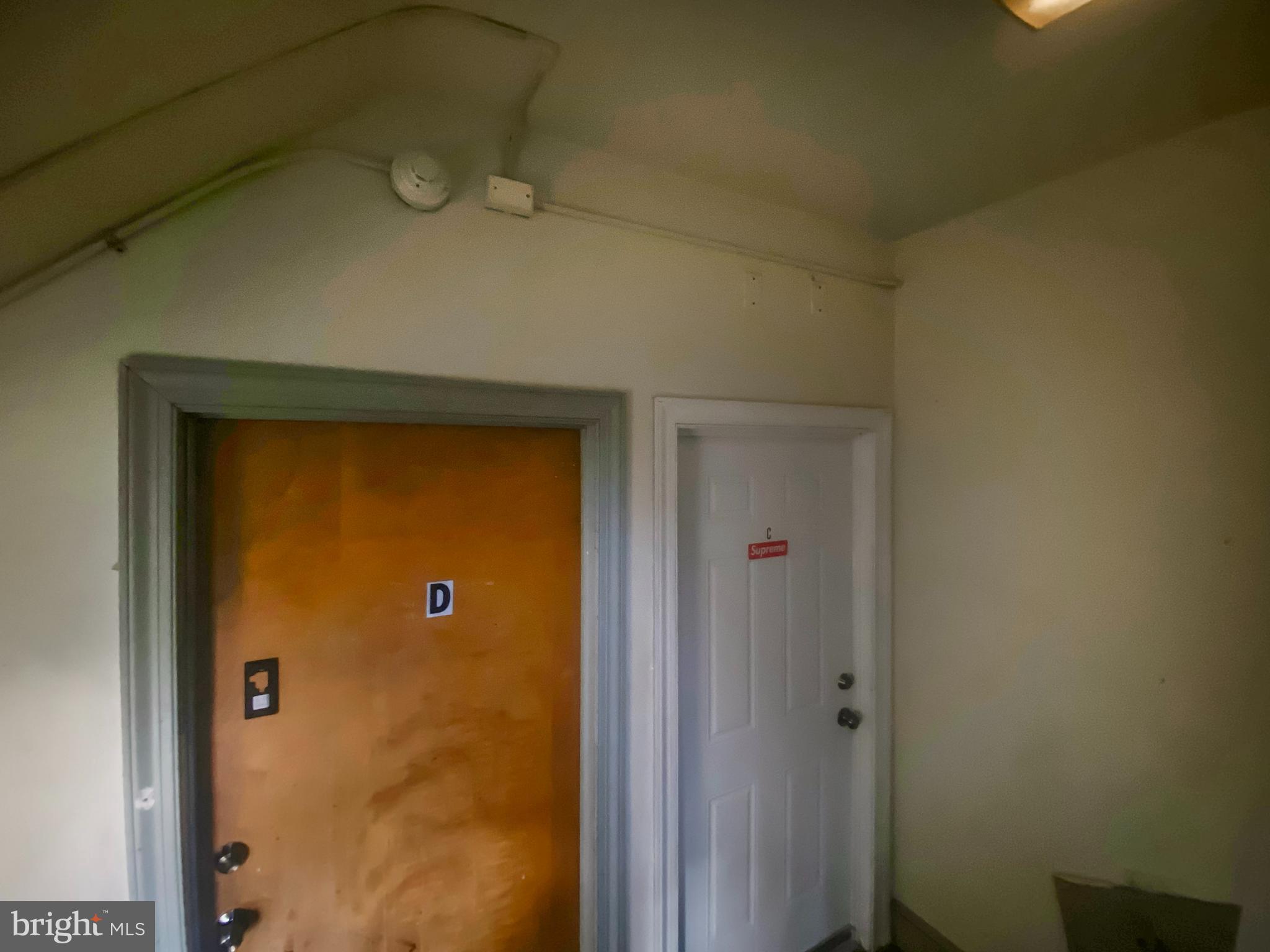 GERMANTOWN (WEST) - Commercial Sale