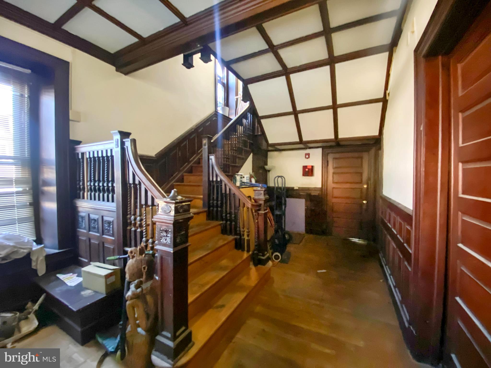 GERMANTOWN (WEST) - Commercial Sale