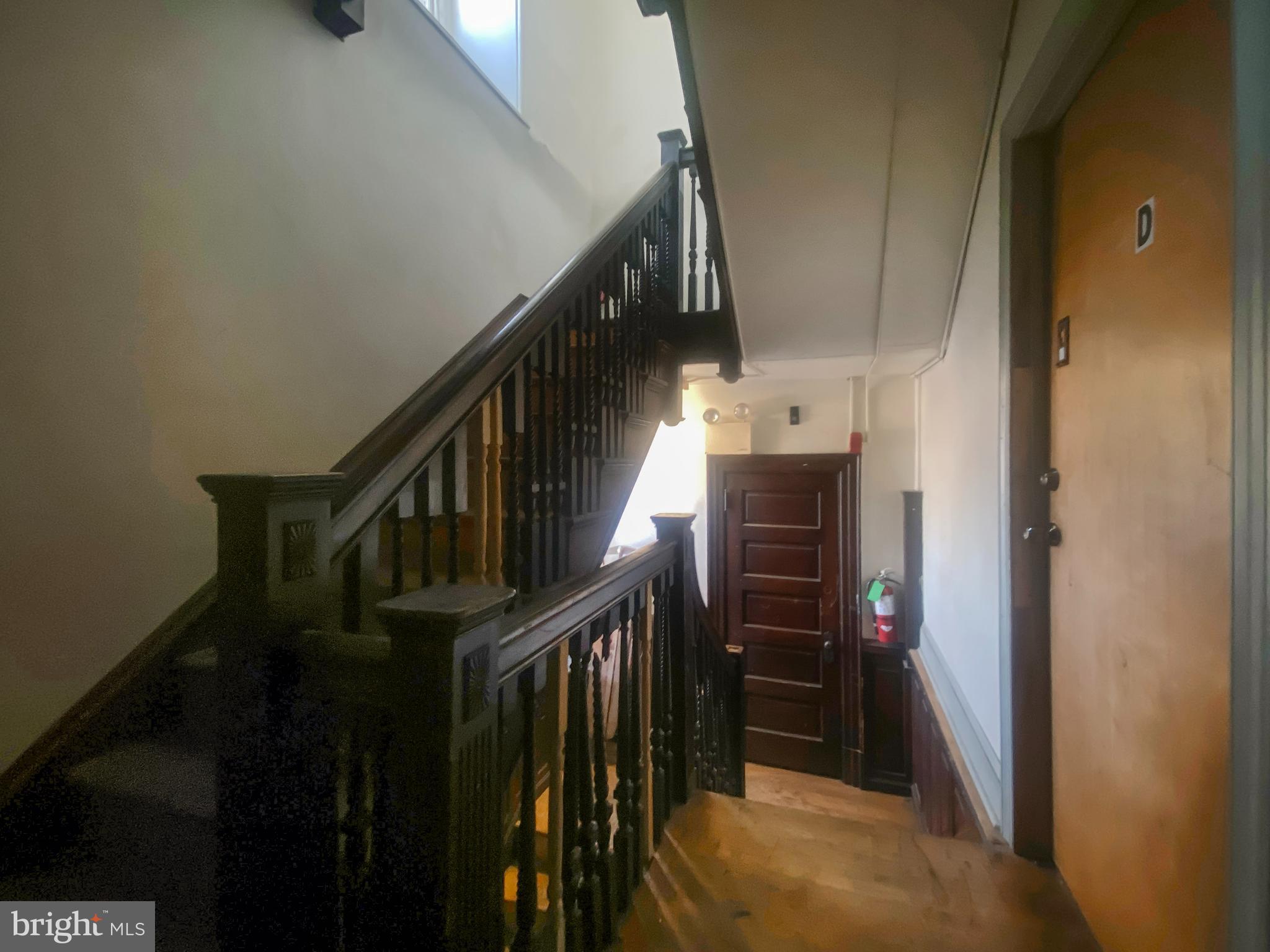 GERMANTOWN (WEST) - Commercial Sale