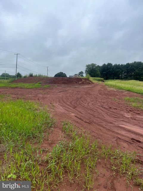 LOT #2 ELIZABETHTOWN RD HERSHEY PA 17033