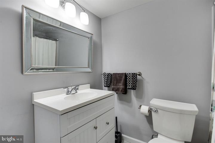 BETHESDA PARK - Residential Lease