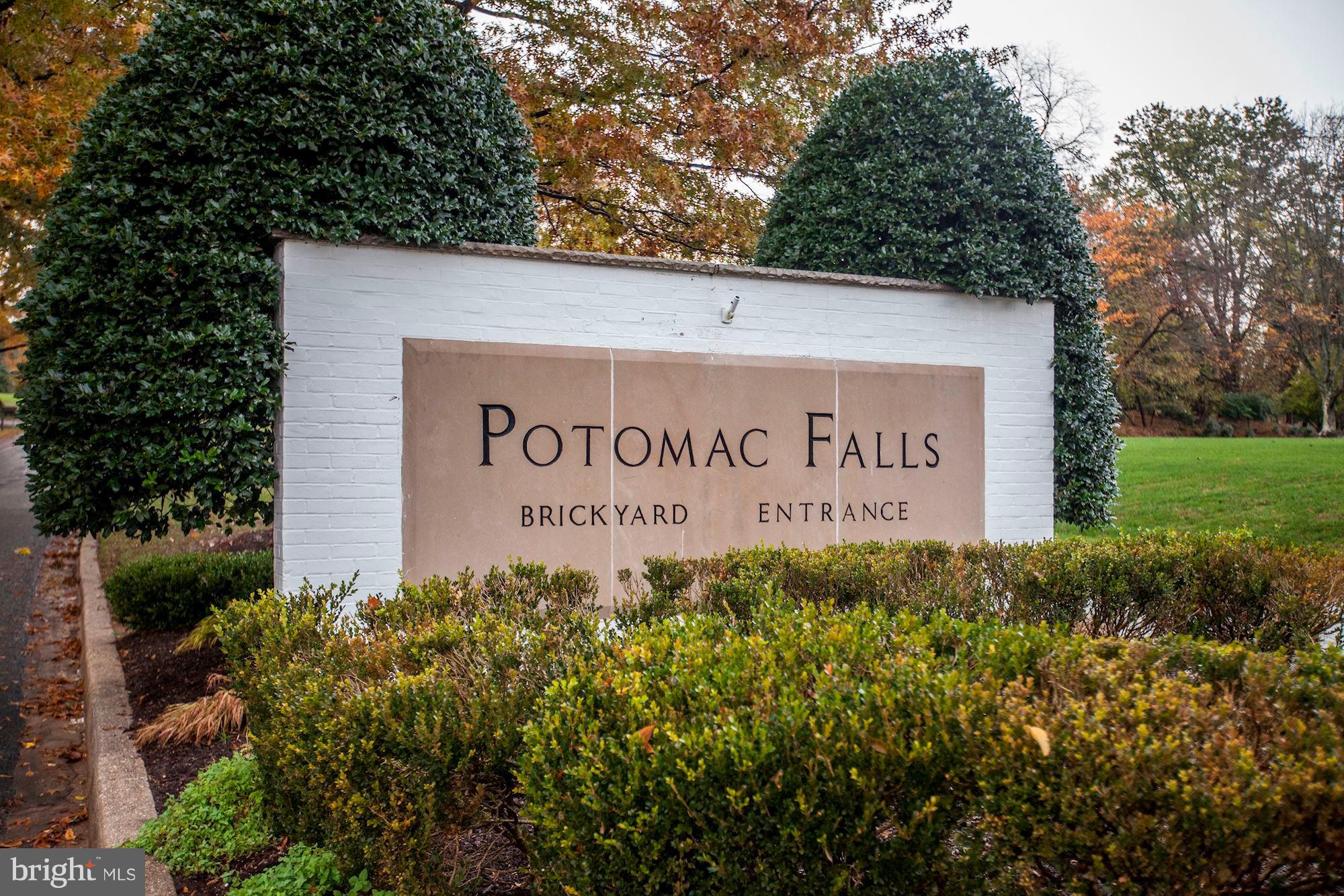 GREAT FALLS ESTATES - Residential