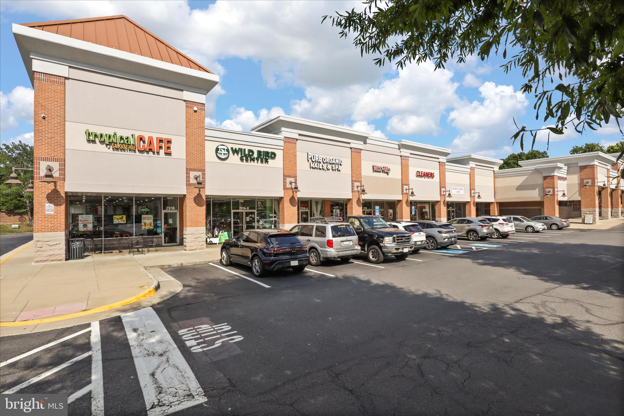 PARK TERRACE - Residential Lease