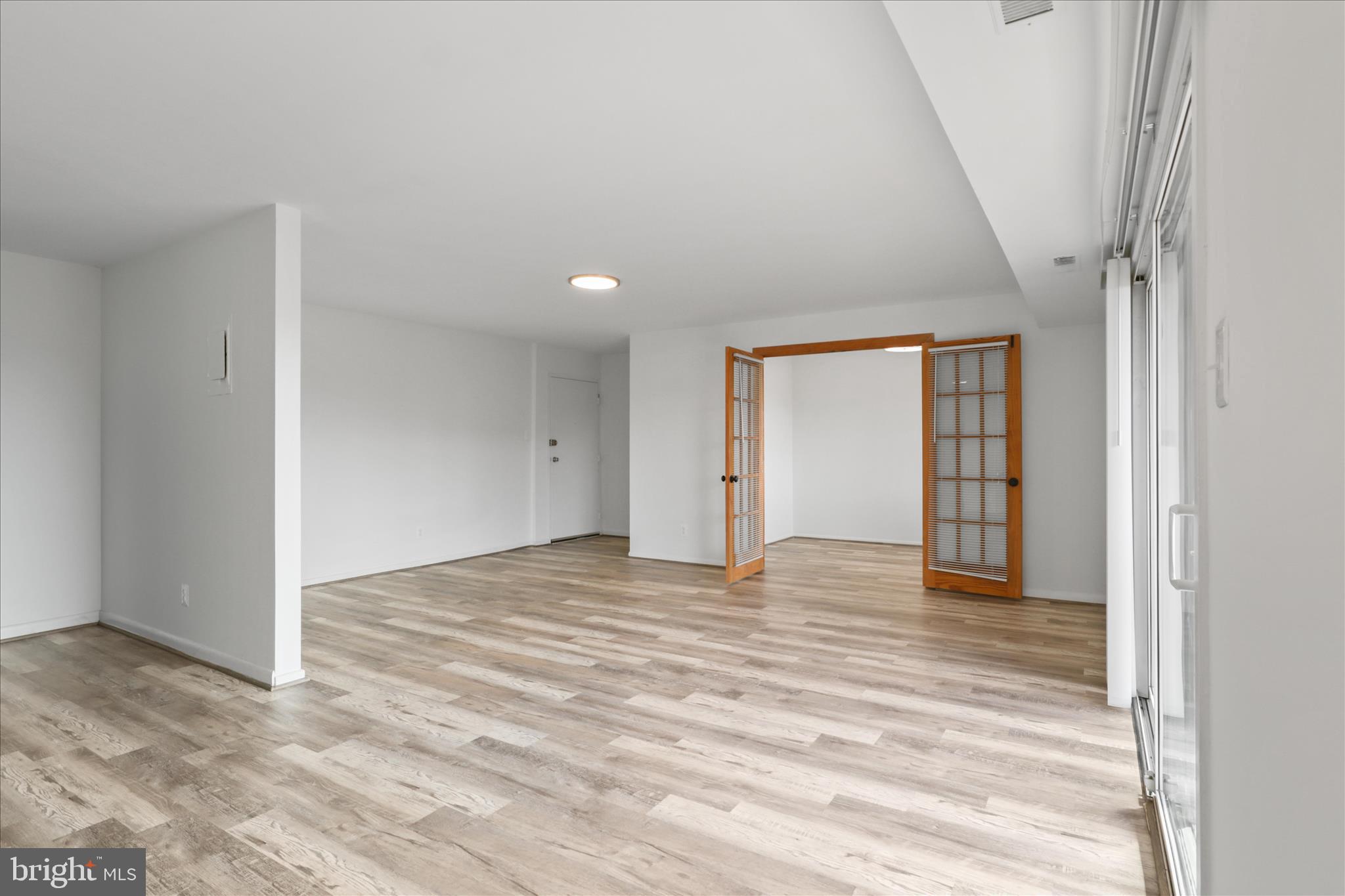 PARK TERRACE - Residential Lease