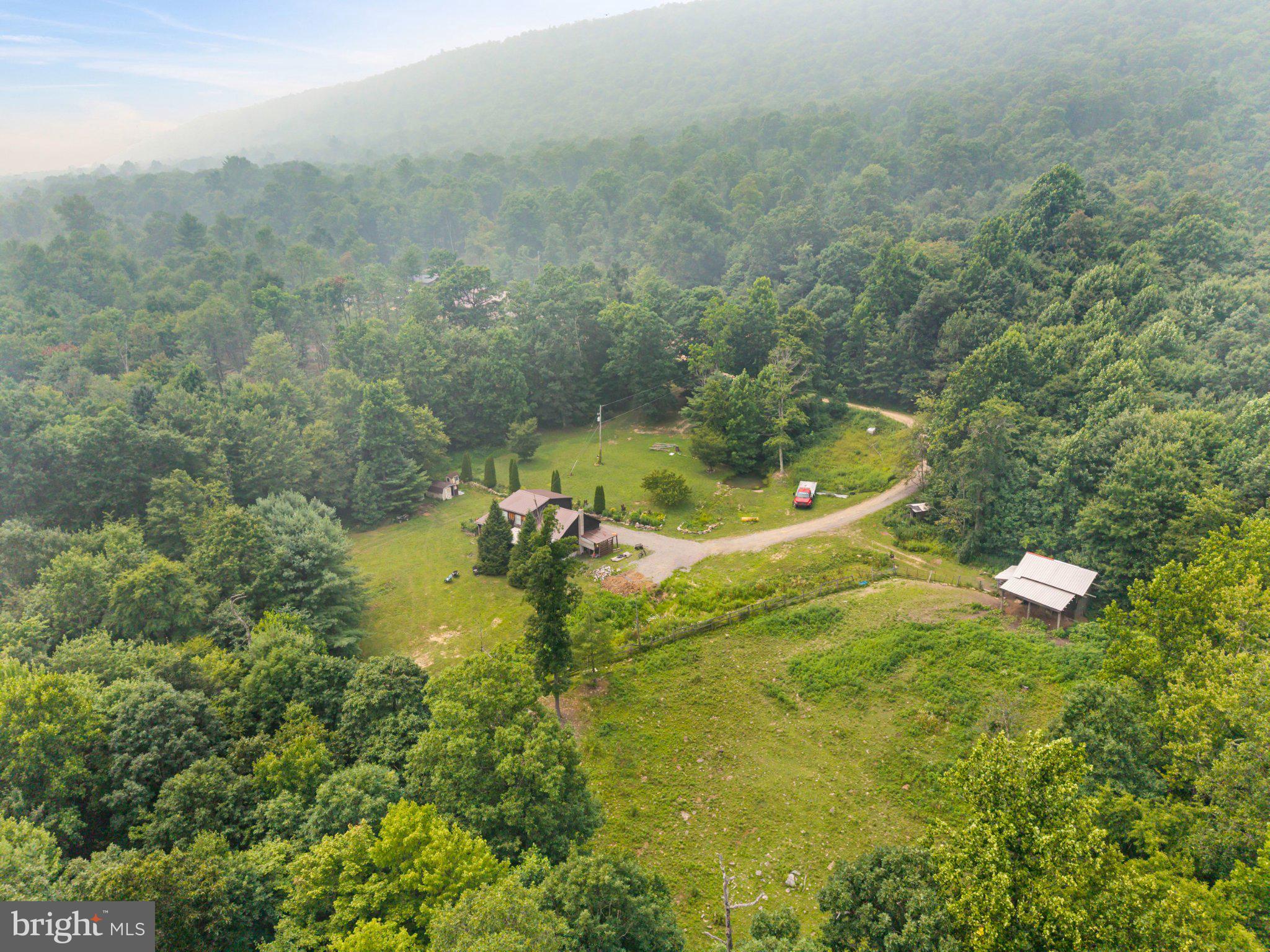 20 LOWER BALD EAGLE LANE