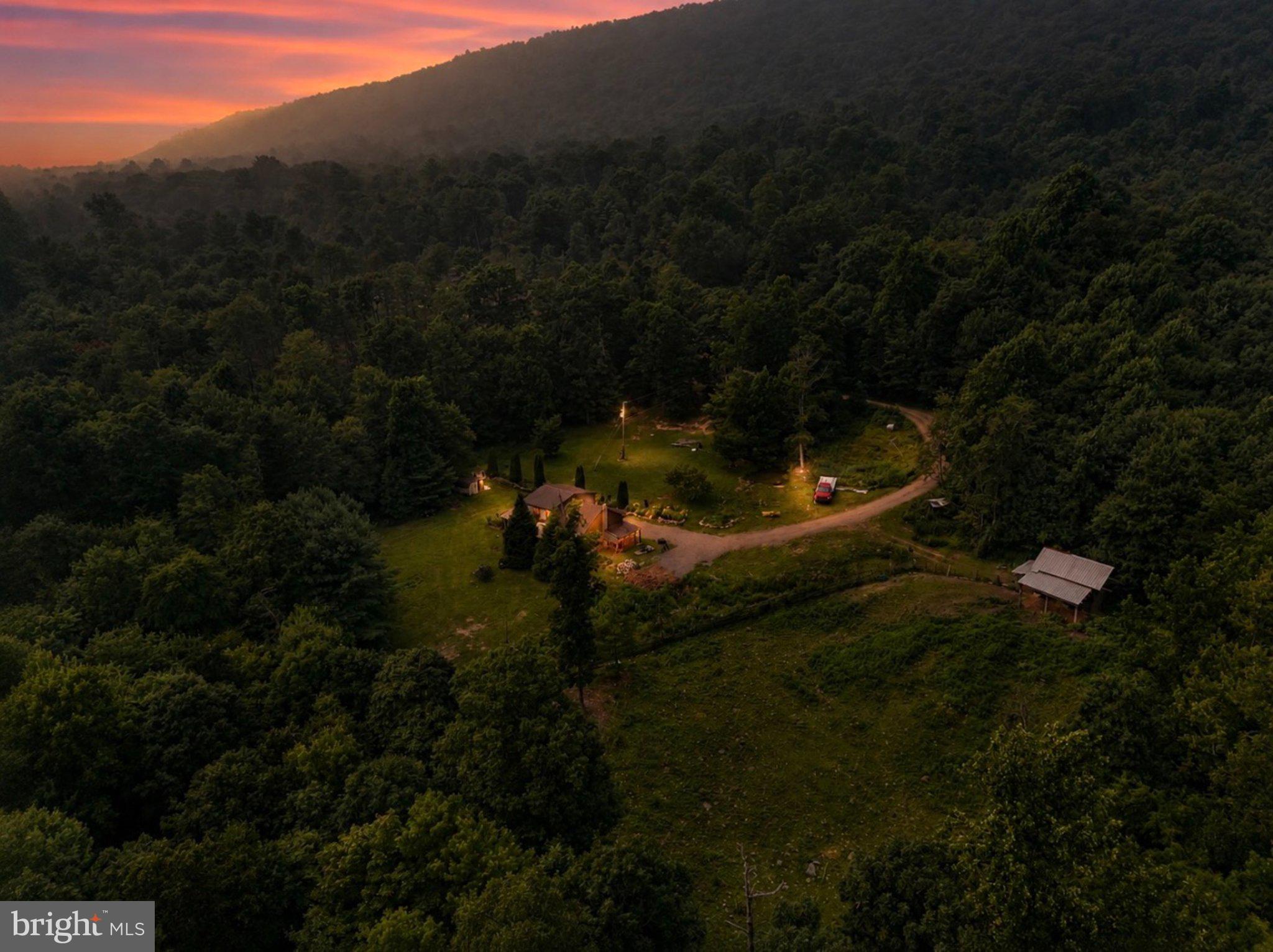 20 LOWER BALD EAGLE LANE