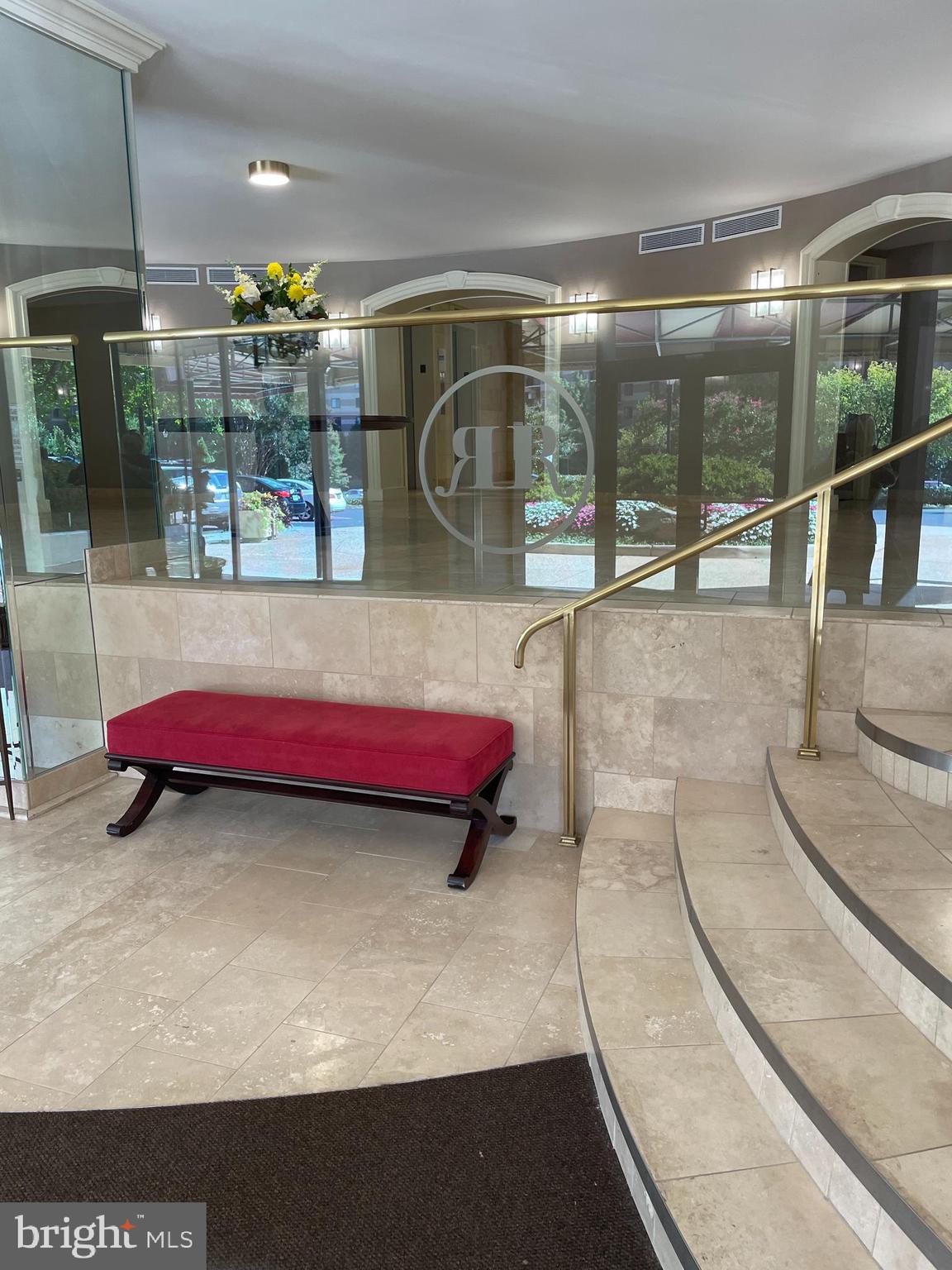 ROTONDA - Residential