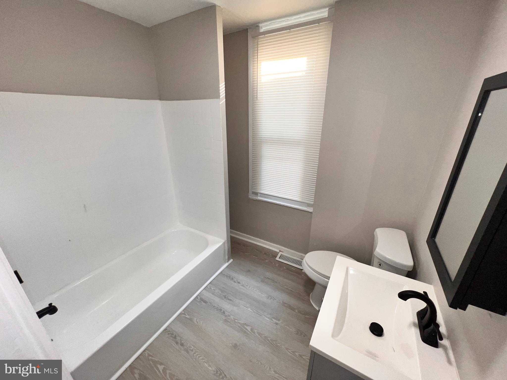 PHILADELPHIA - Residential Lease