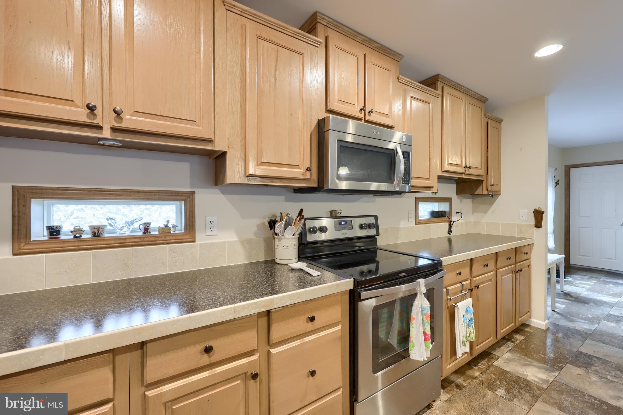 NORTH RIDGE ACRES - Residential