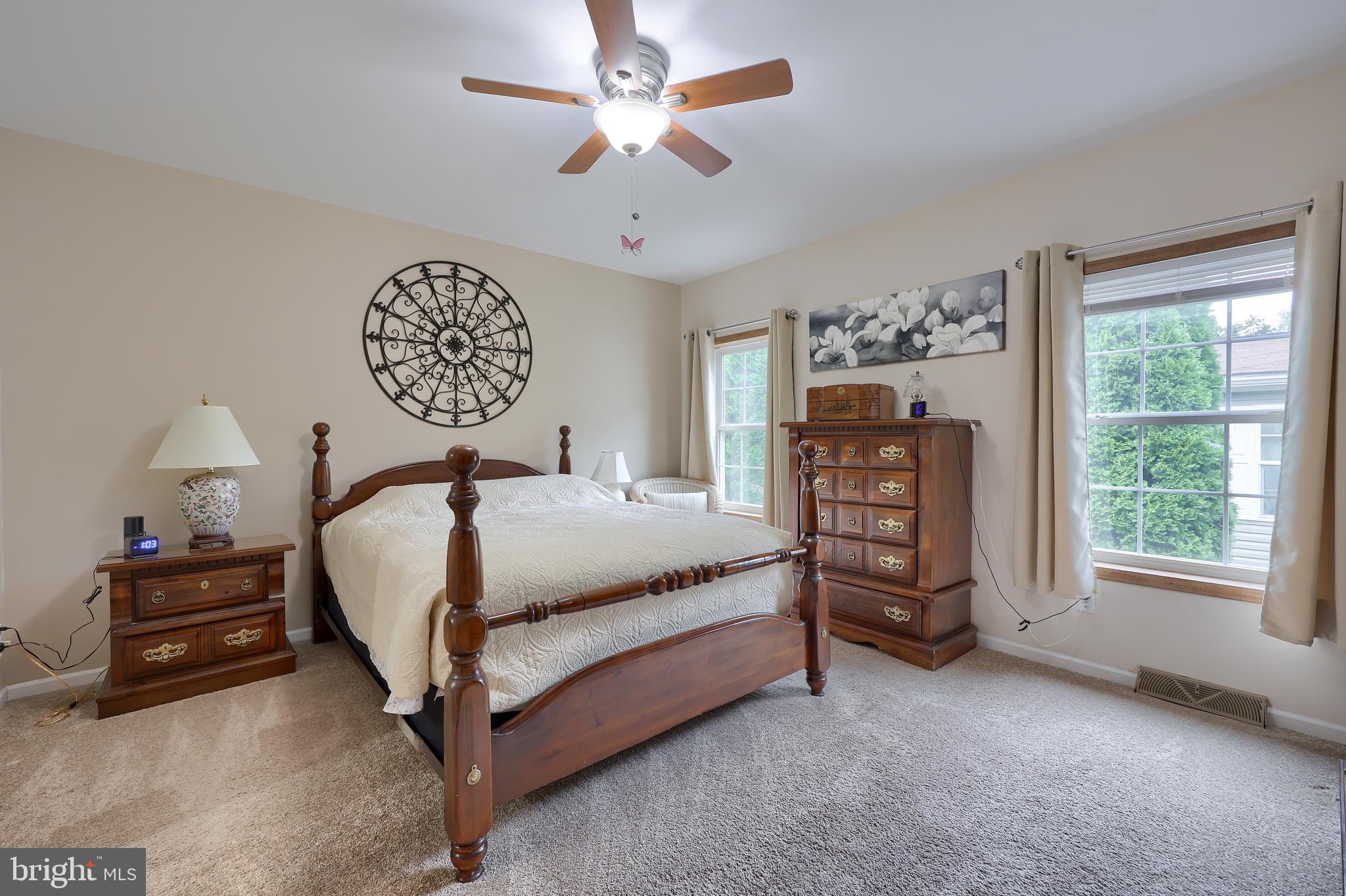 NORTH RIDGE ACRES - Residential