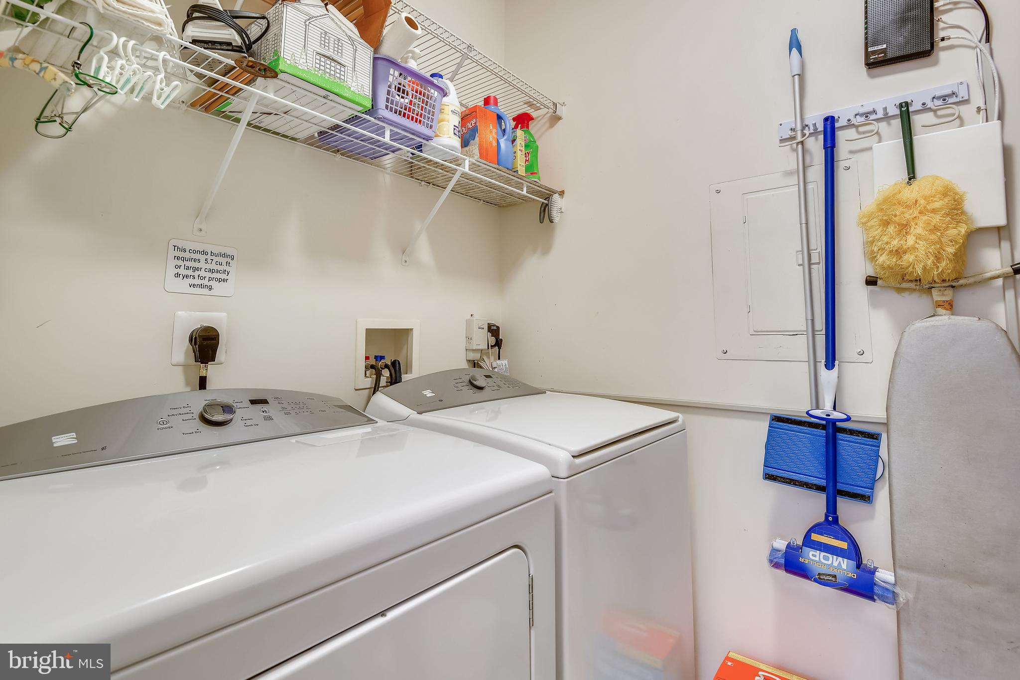 PINEY ORCHARD - Residential