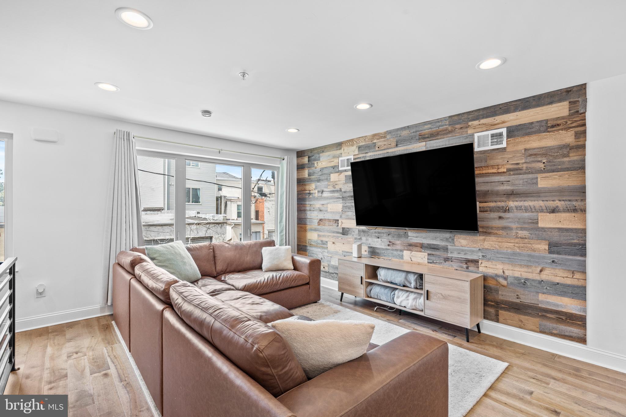 FISHTOWN - Residential