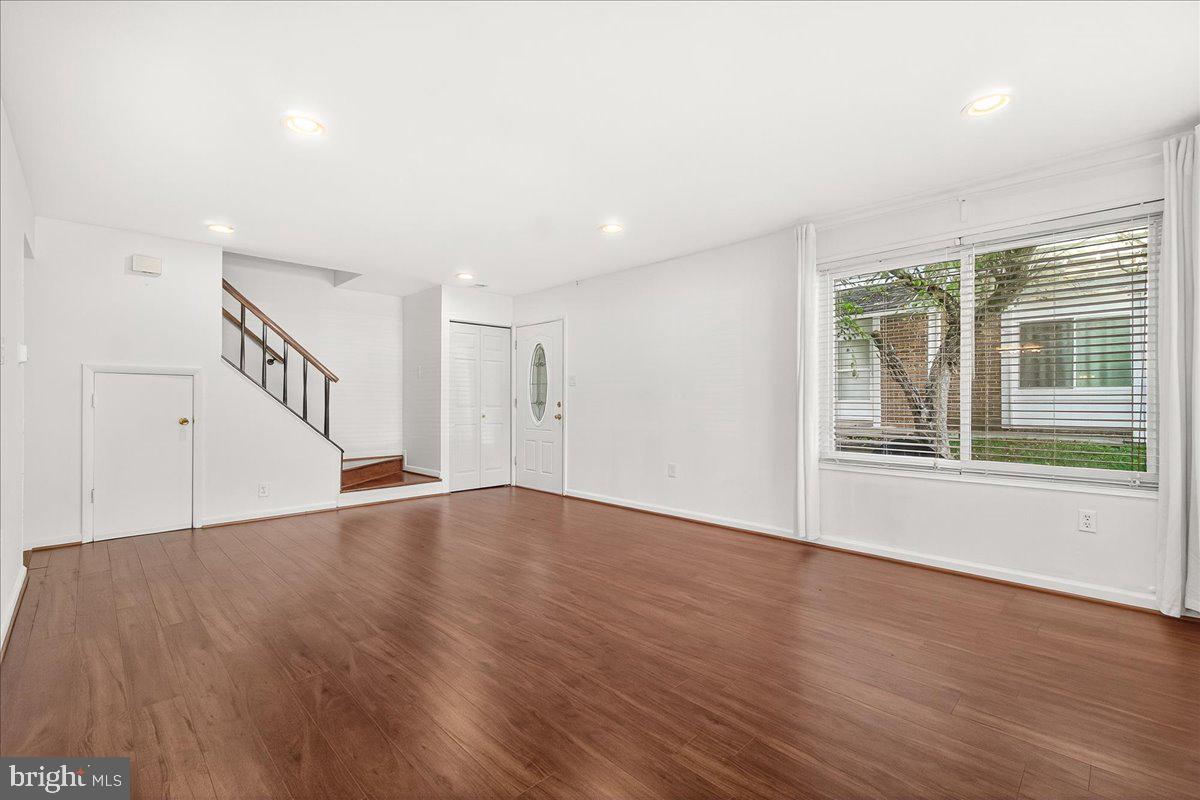 GERMANTOWN PARK - Residential