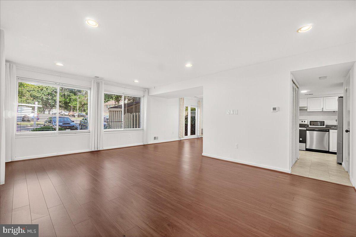 12703 SESAME SEED COURT