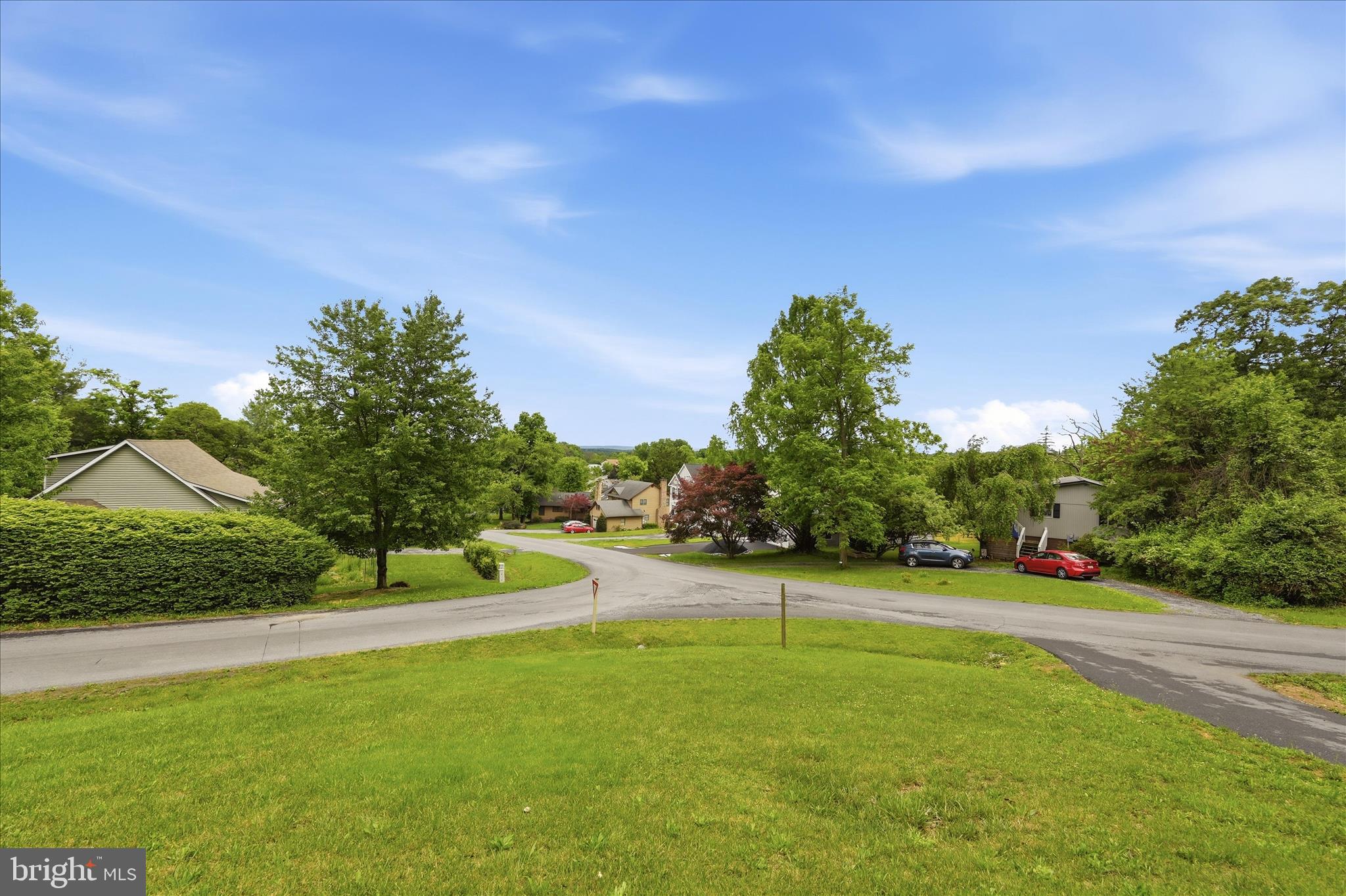LAKE HOLIDAY ESTATES - Residential