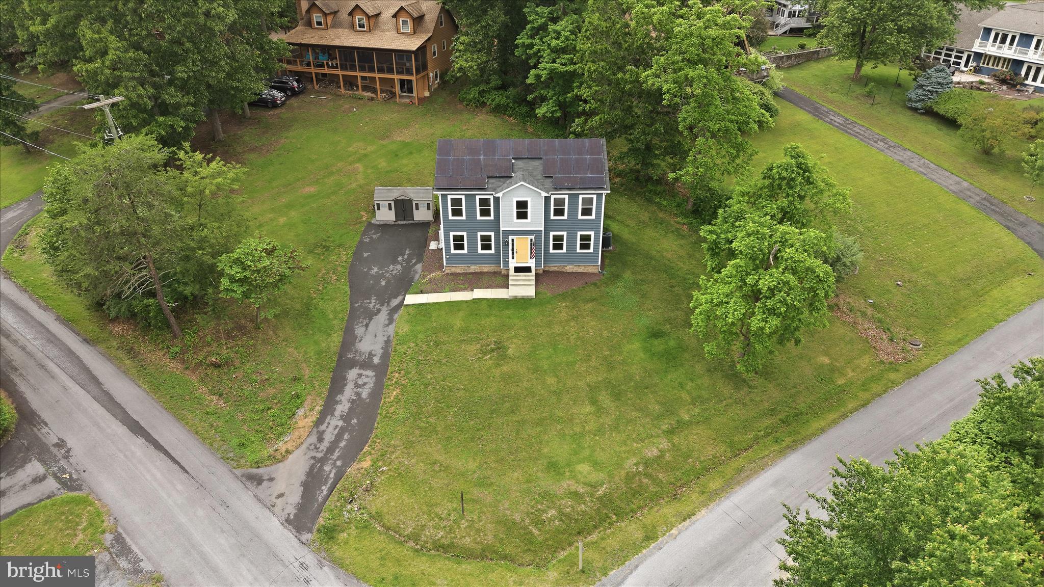 LAKE HOLIDAY ESTATES - Residential