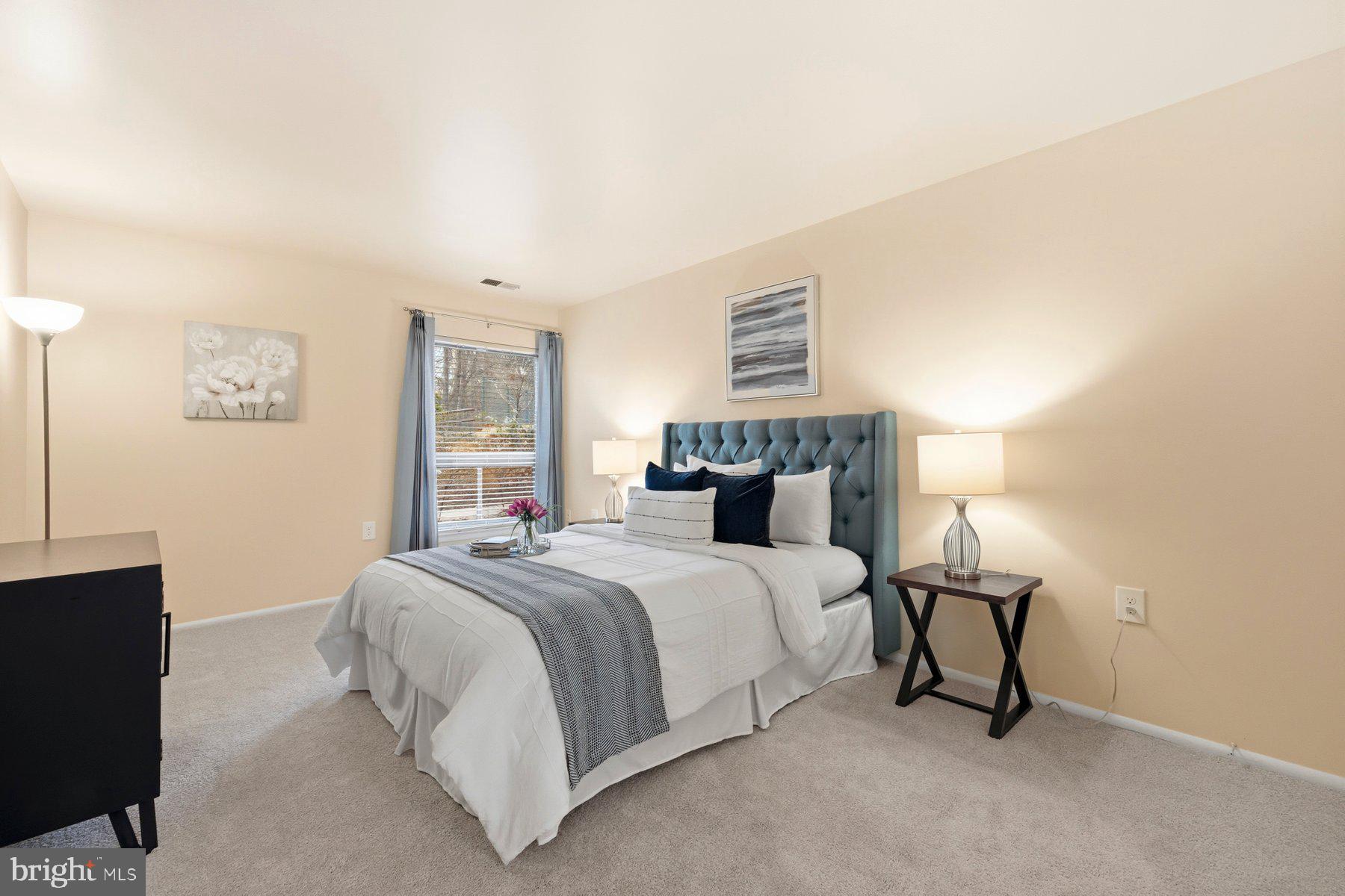 HYDE PARK - Residential