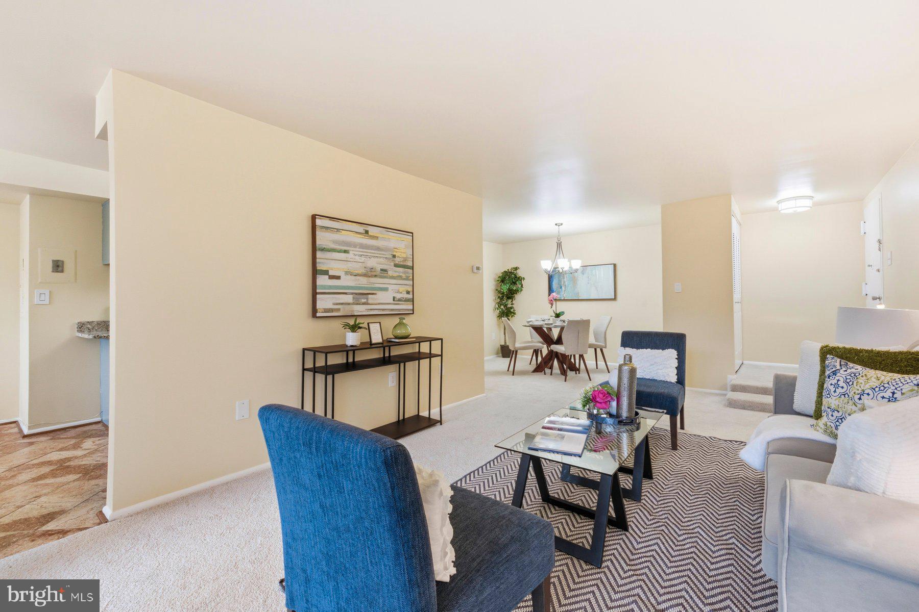 HYDE PARK - Residential