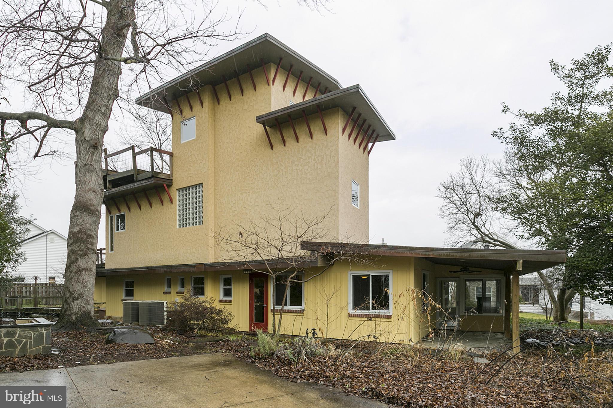 CLOVERLEA - Residential