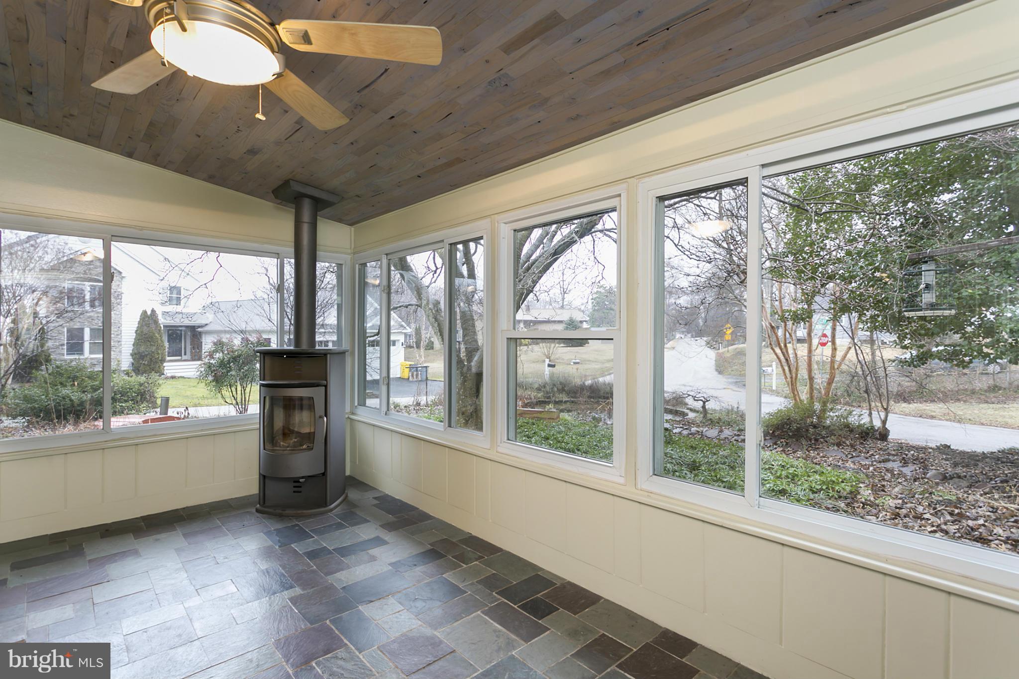 CLOVERLEA - Residential