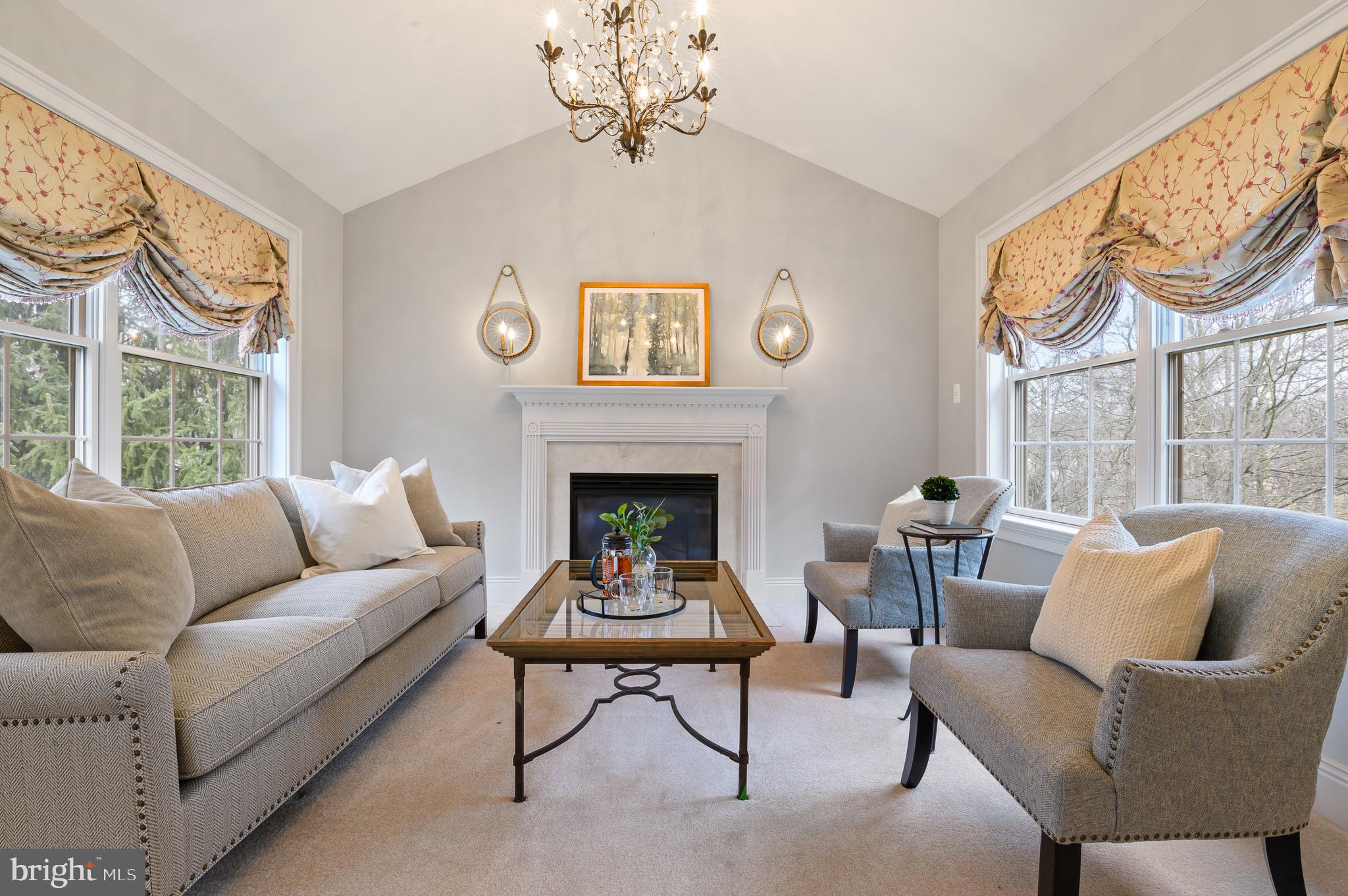 SUGARPOINTE - Residential