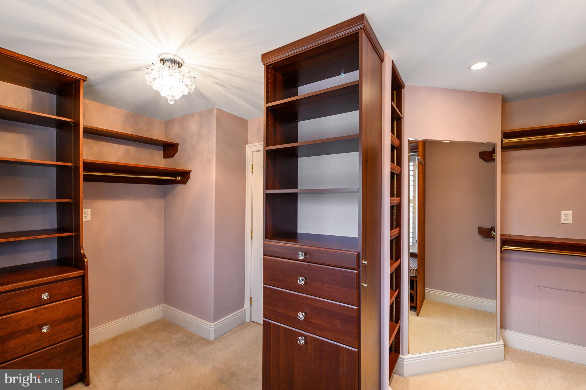 SUGARPOINTE - Residential