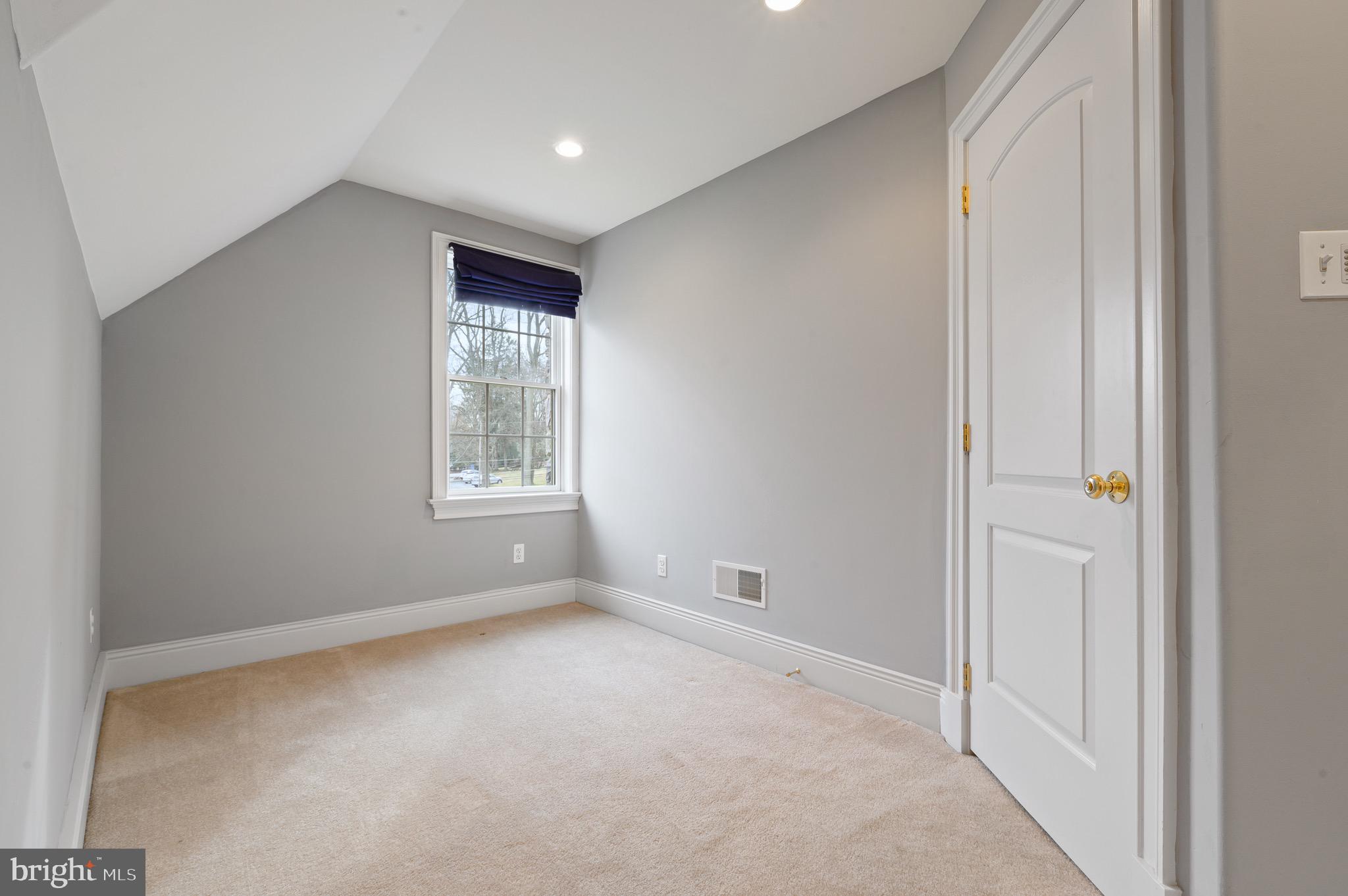 SUGARPOINTE - Residential