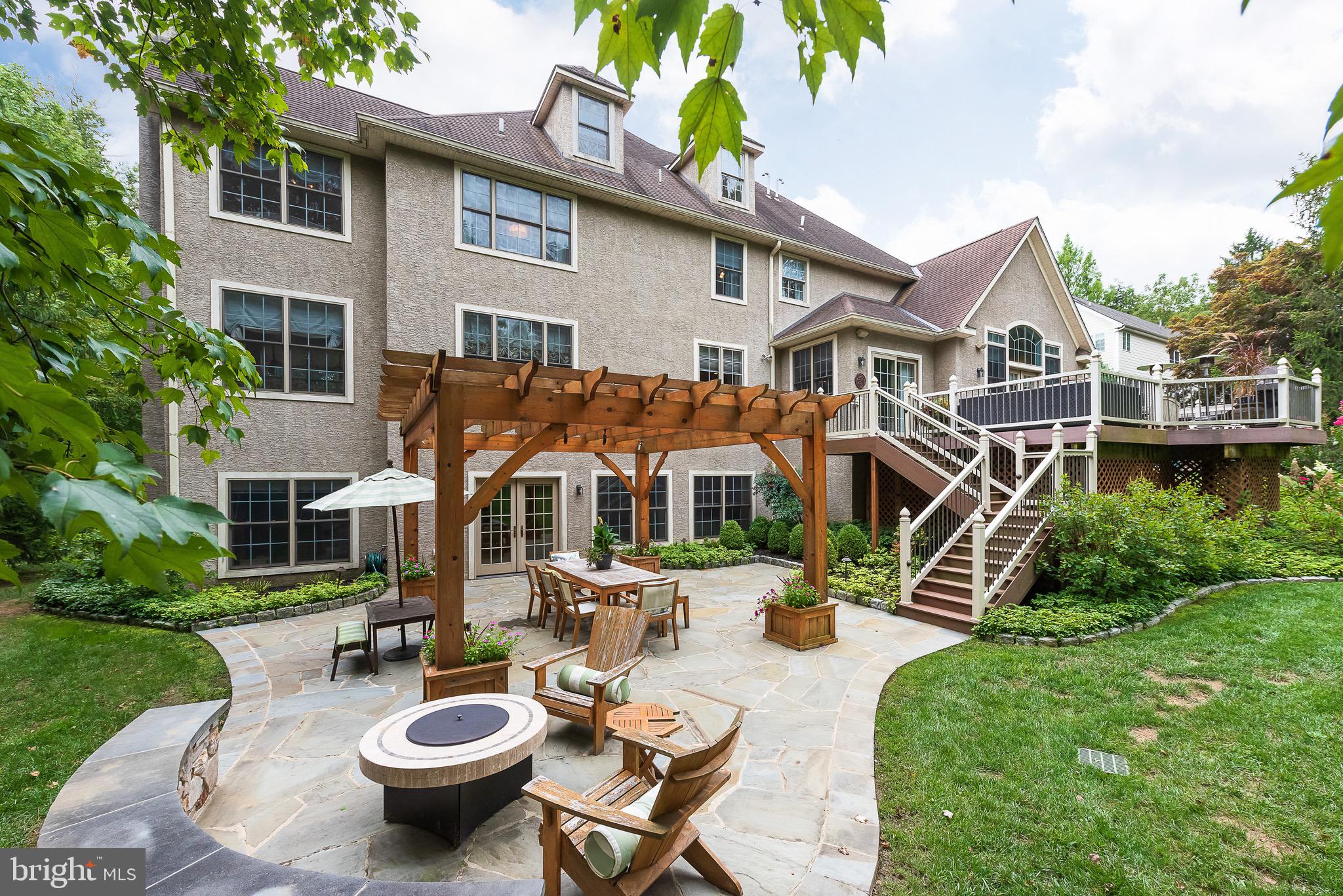 SUGARPOINTE - Residential