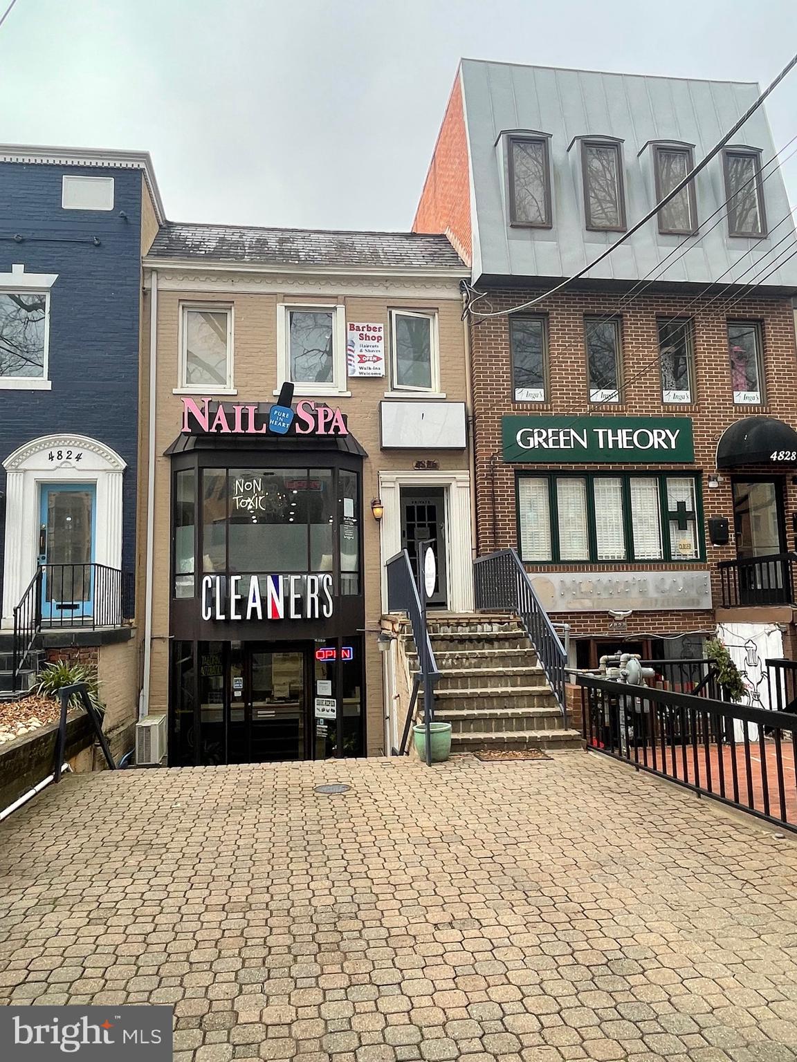 4826 MACARTHUR BOULEVARD NW