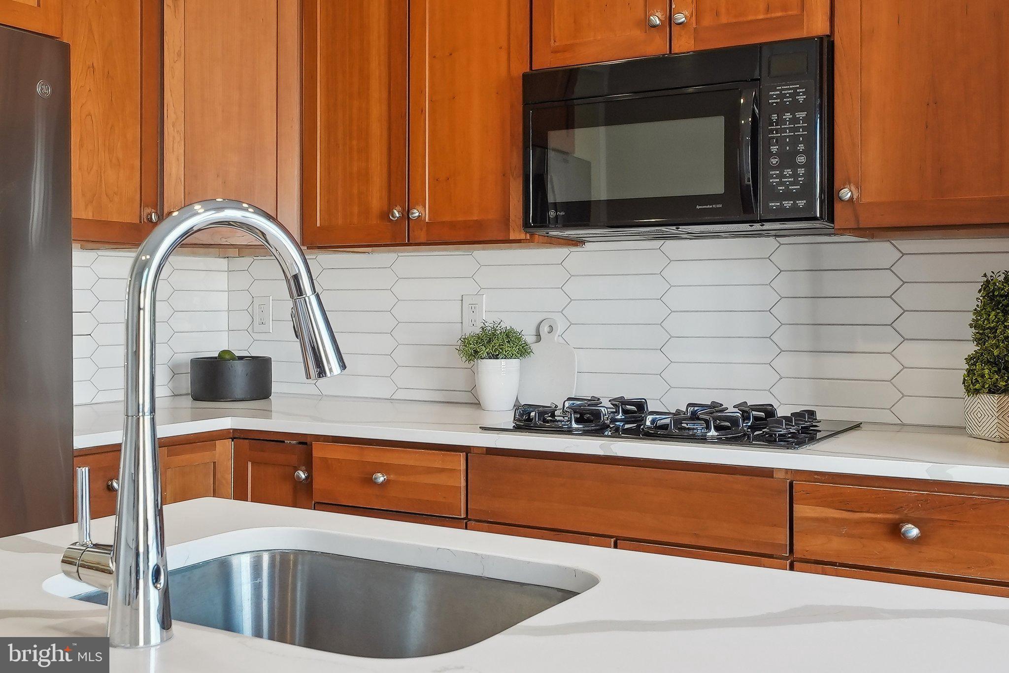 CLARENDON PARK - Residential