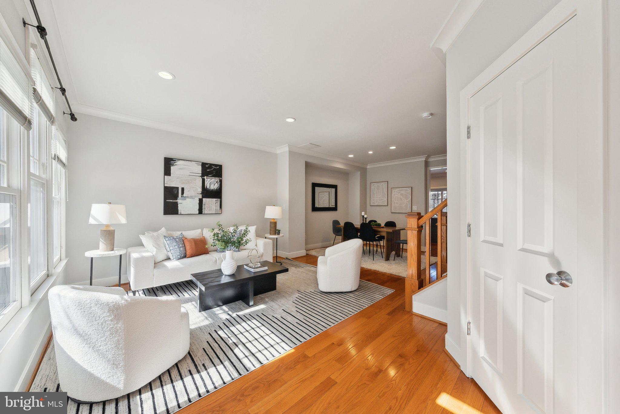 CLARENDON PARK - Residential