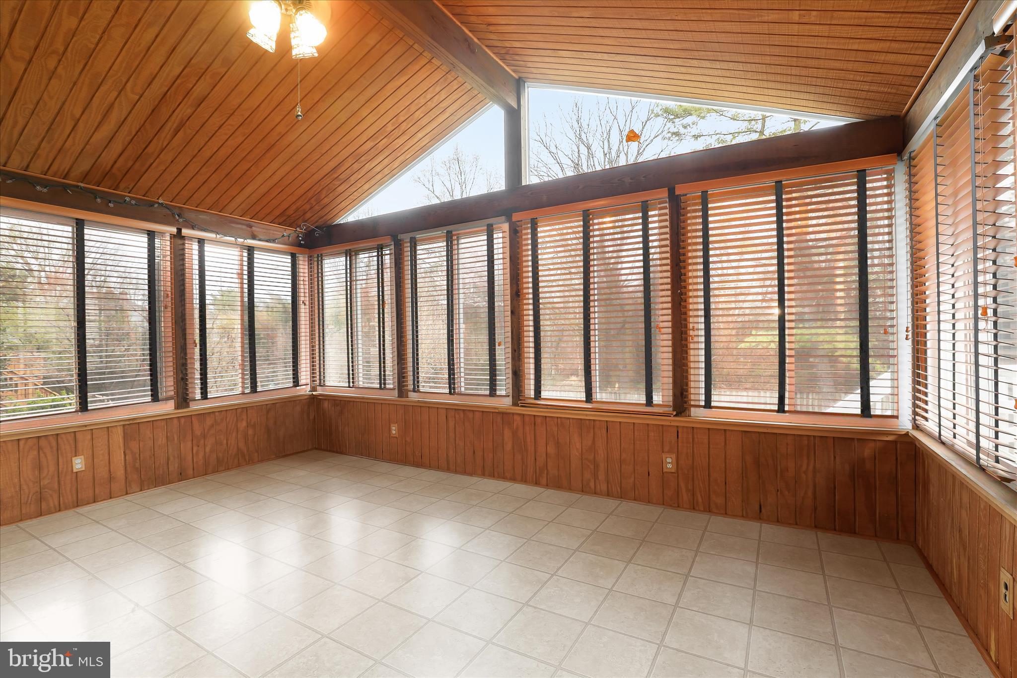 MILL CREEK SOUTH - Residential