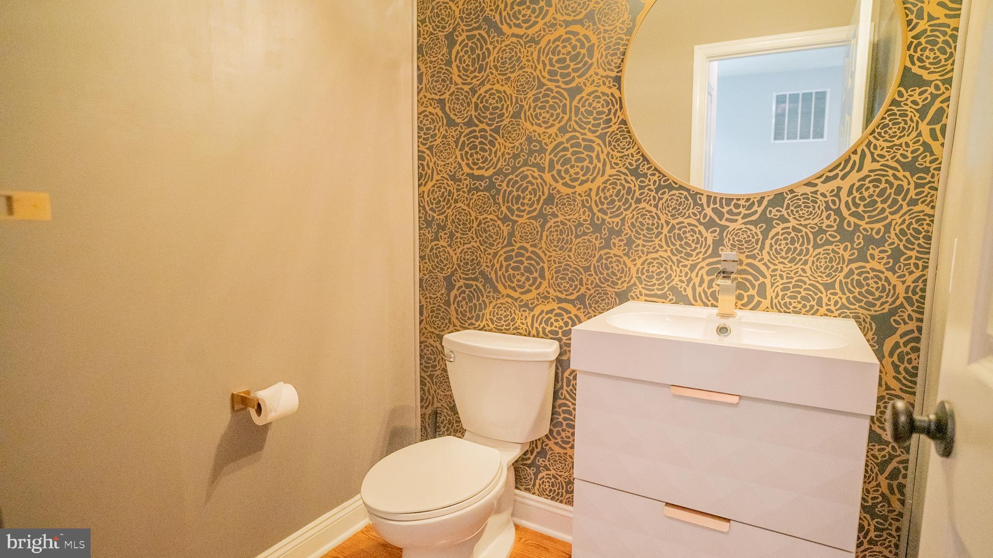 HILLCREST GLEN - Residential Lease