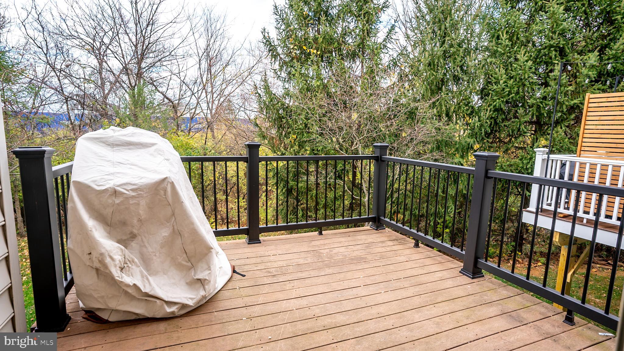 HILLCREST GLEN - Residential Lease