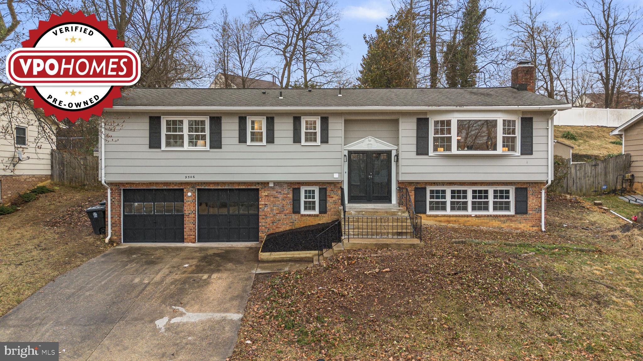 DANIA HILLS - Residential