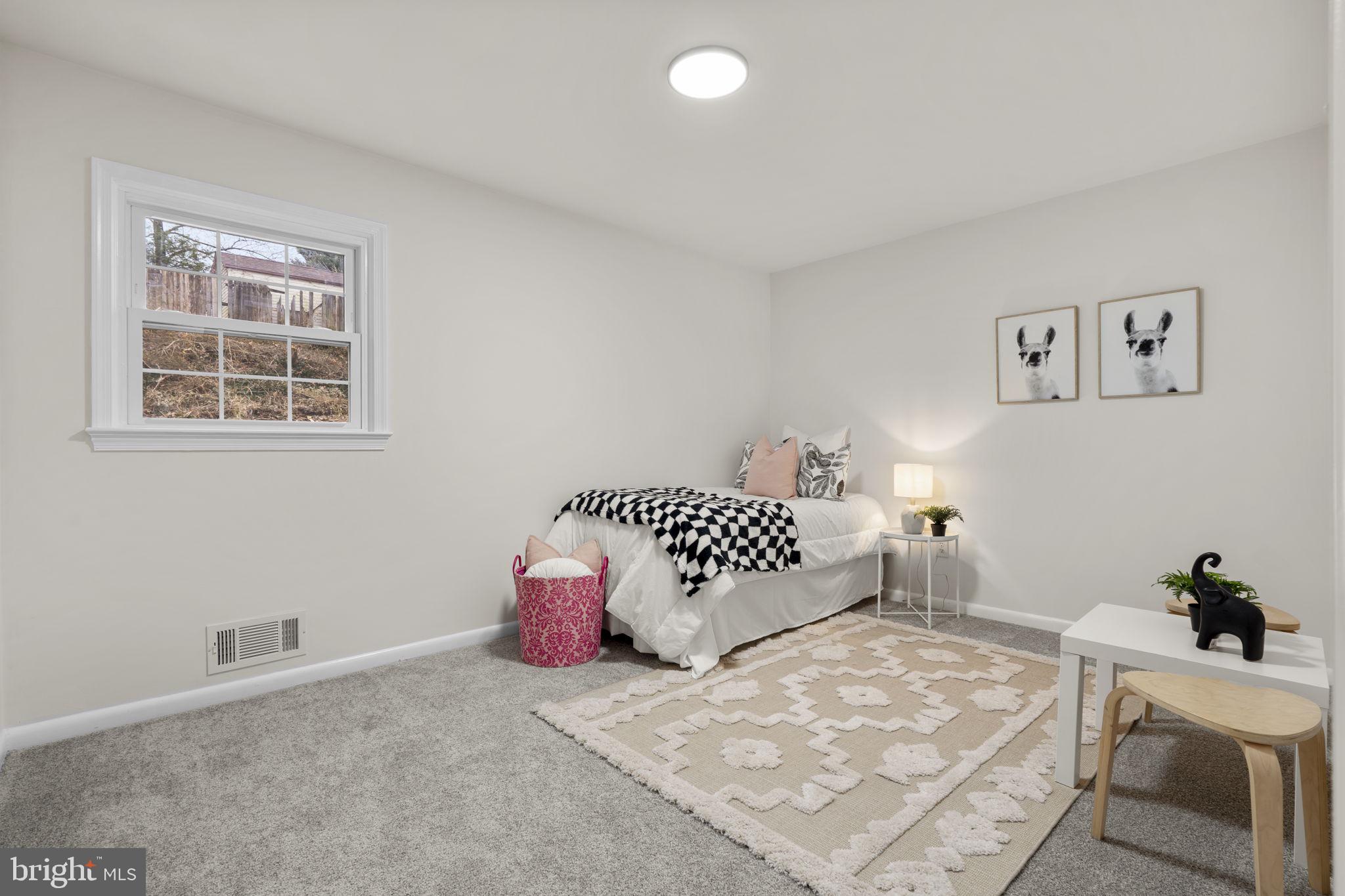 DANIA HILLS - Residential