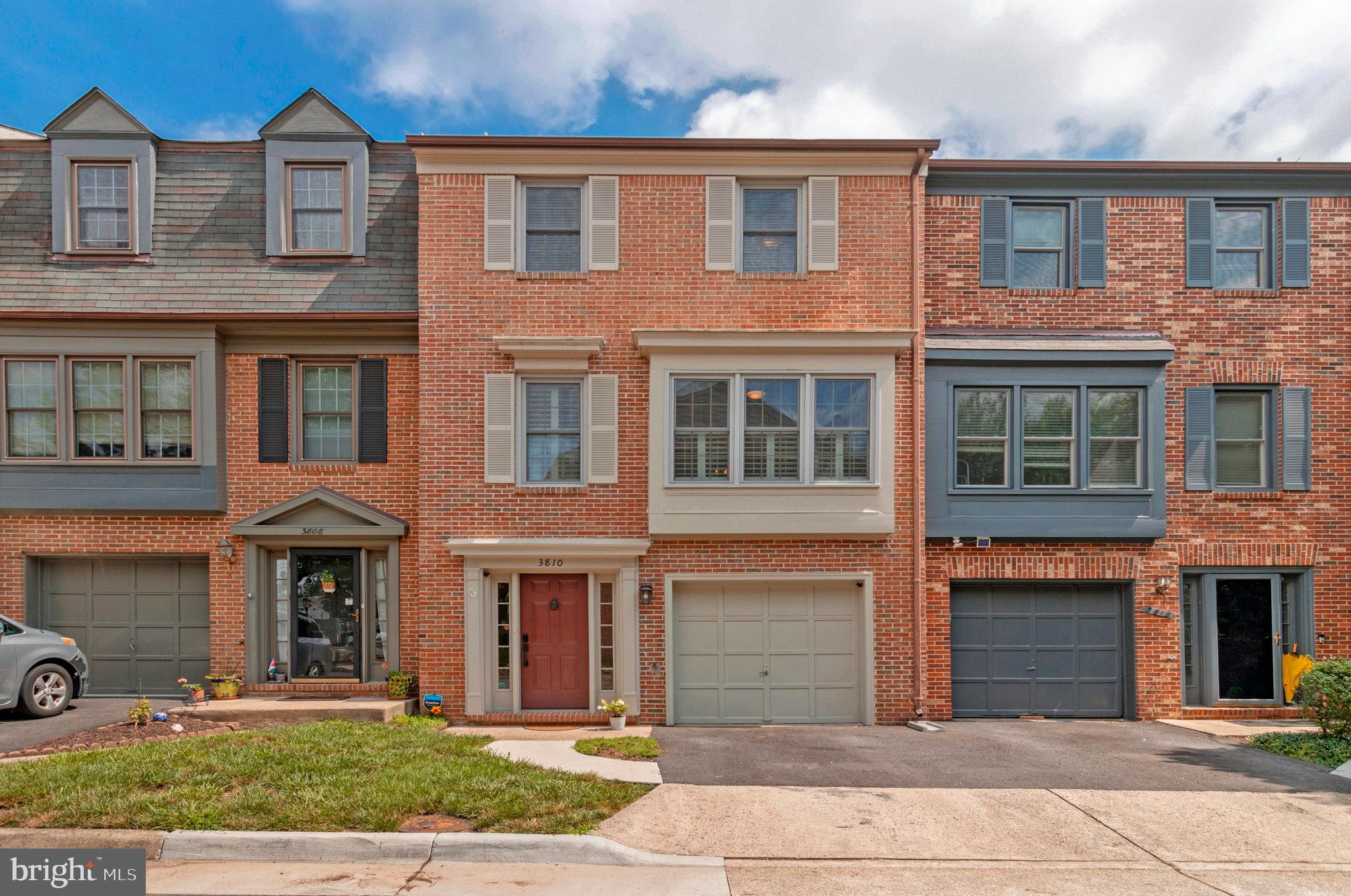 3810 USHER COURT