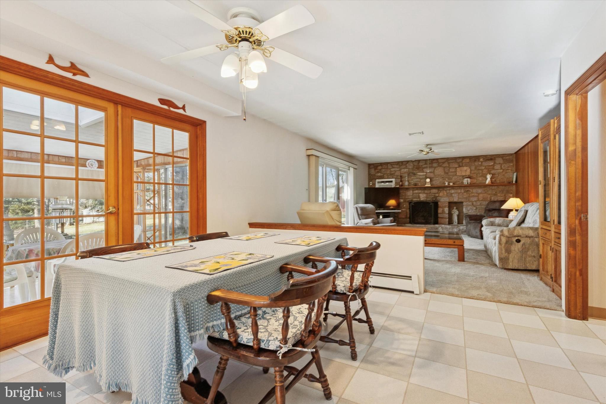 WOODSTREAM WEST - Residential