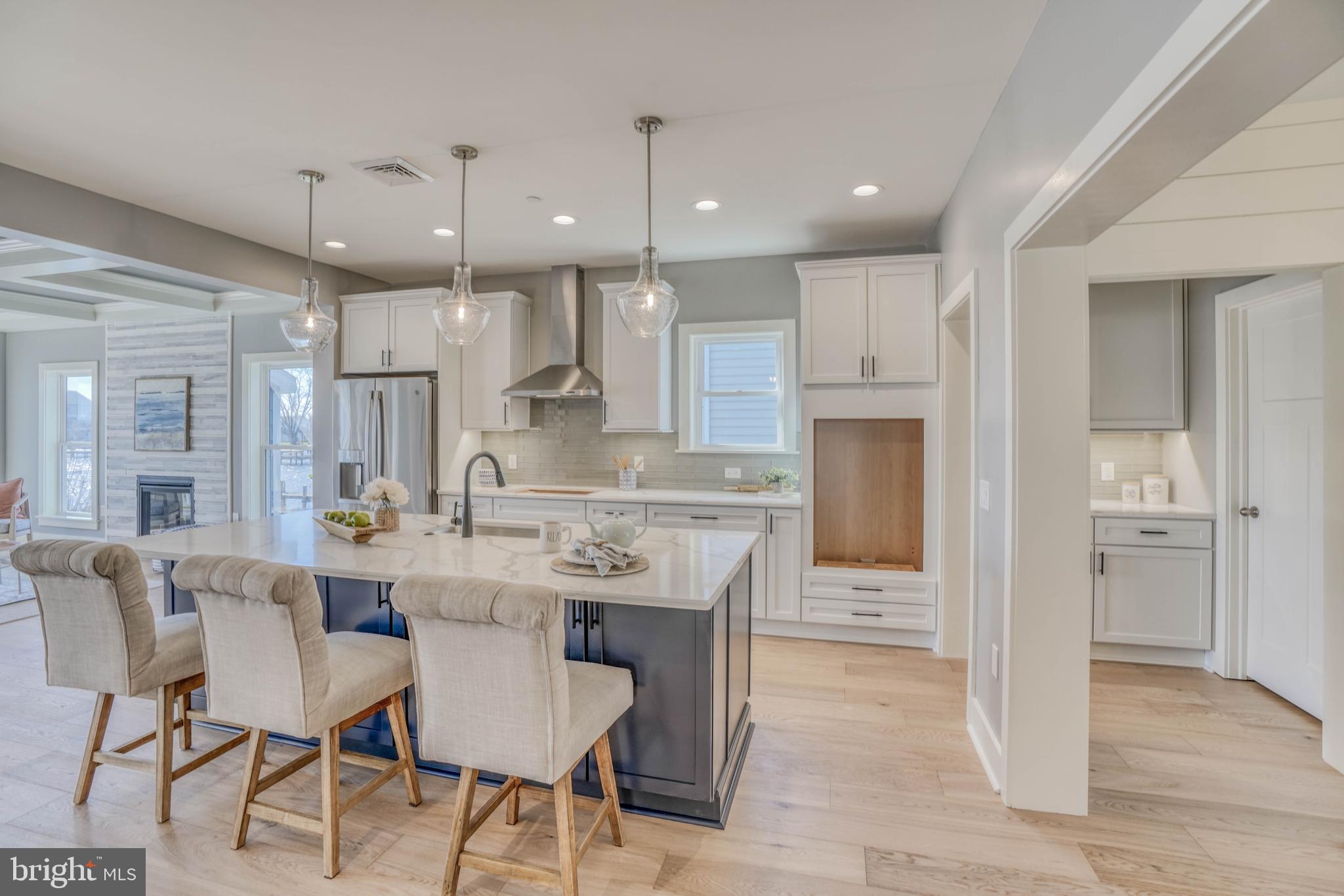 BOWLEYS QUARTERS - Residential