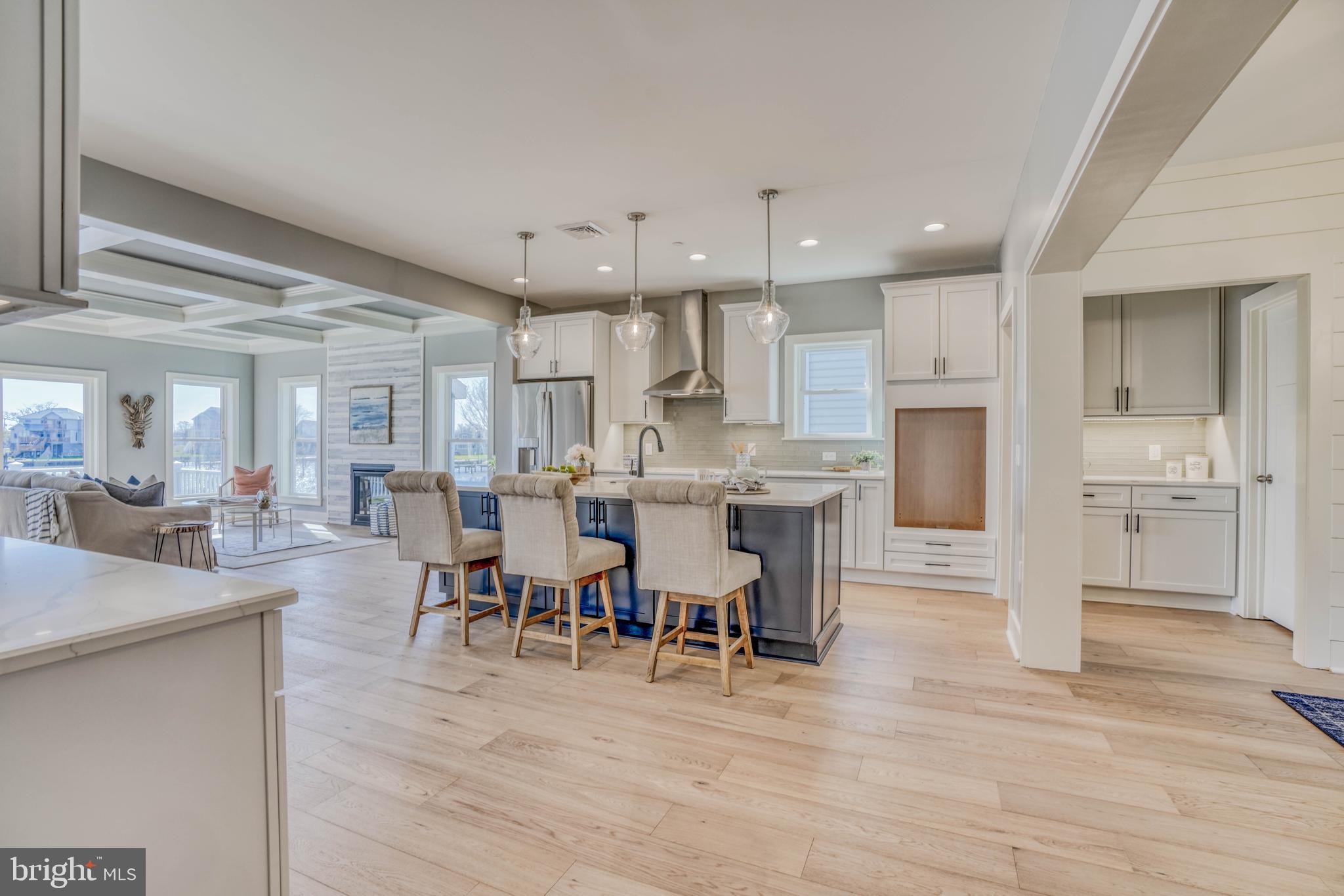 BOWLEYS QUARTERS - Residential