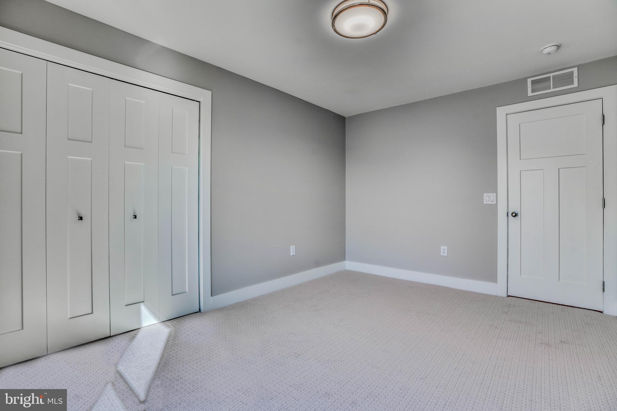 BOWLEYS QUARTERS - Residential