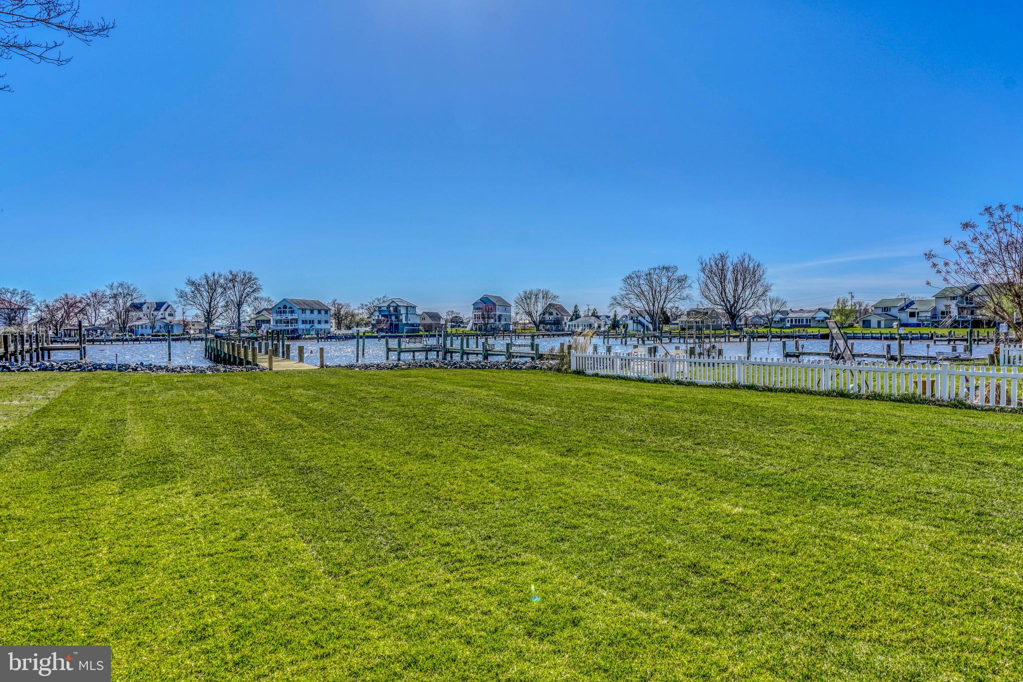 BOWLEYS QUARTERS - Residential